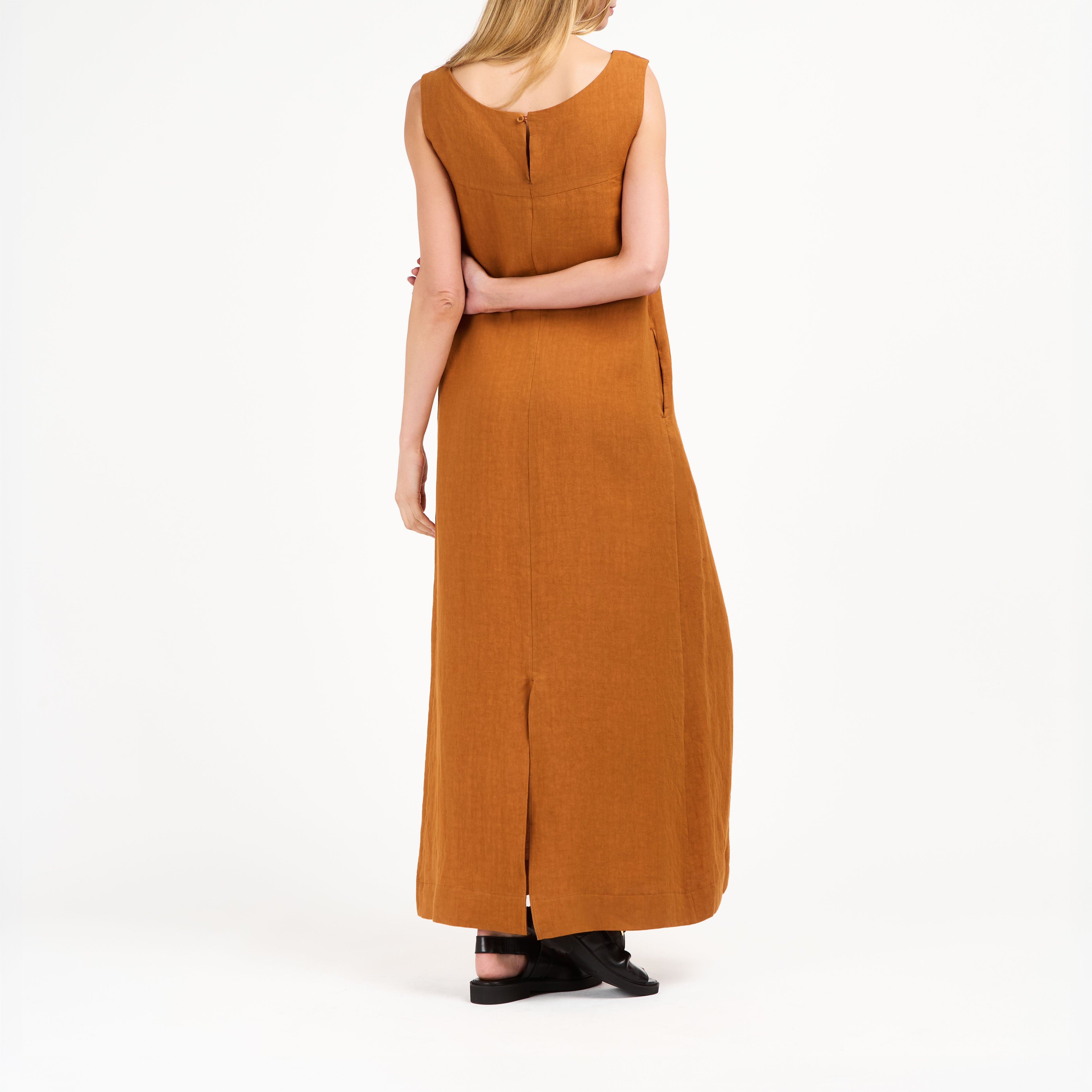 atelier-tuffery-suzanne-robe-longue-femme-en-lin-rouille image 5