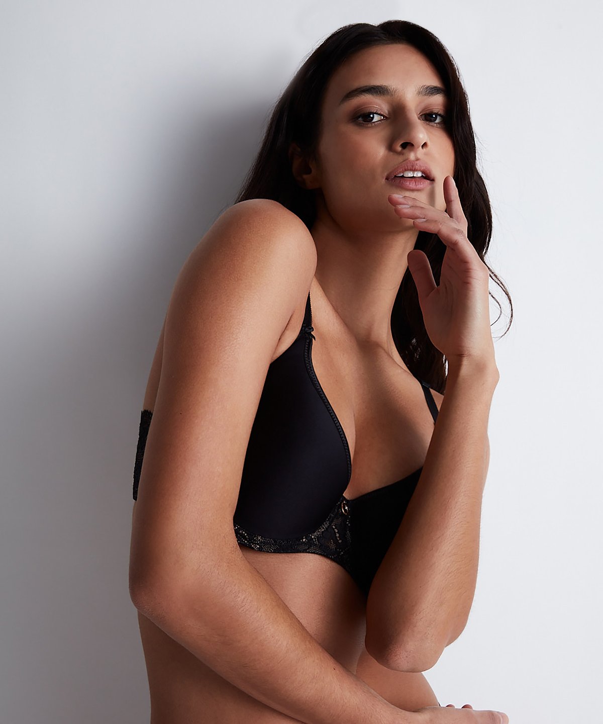 aubade-rosessence-soutien-gorge-t-shirt-noir-2 image 2