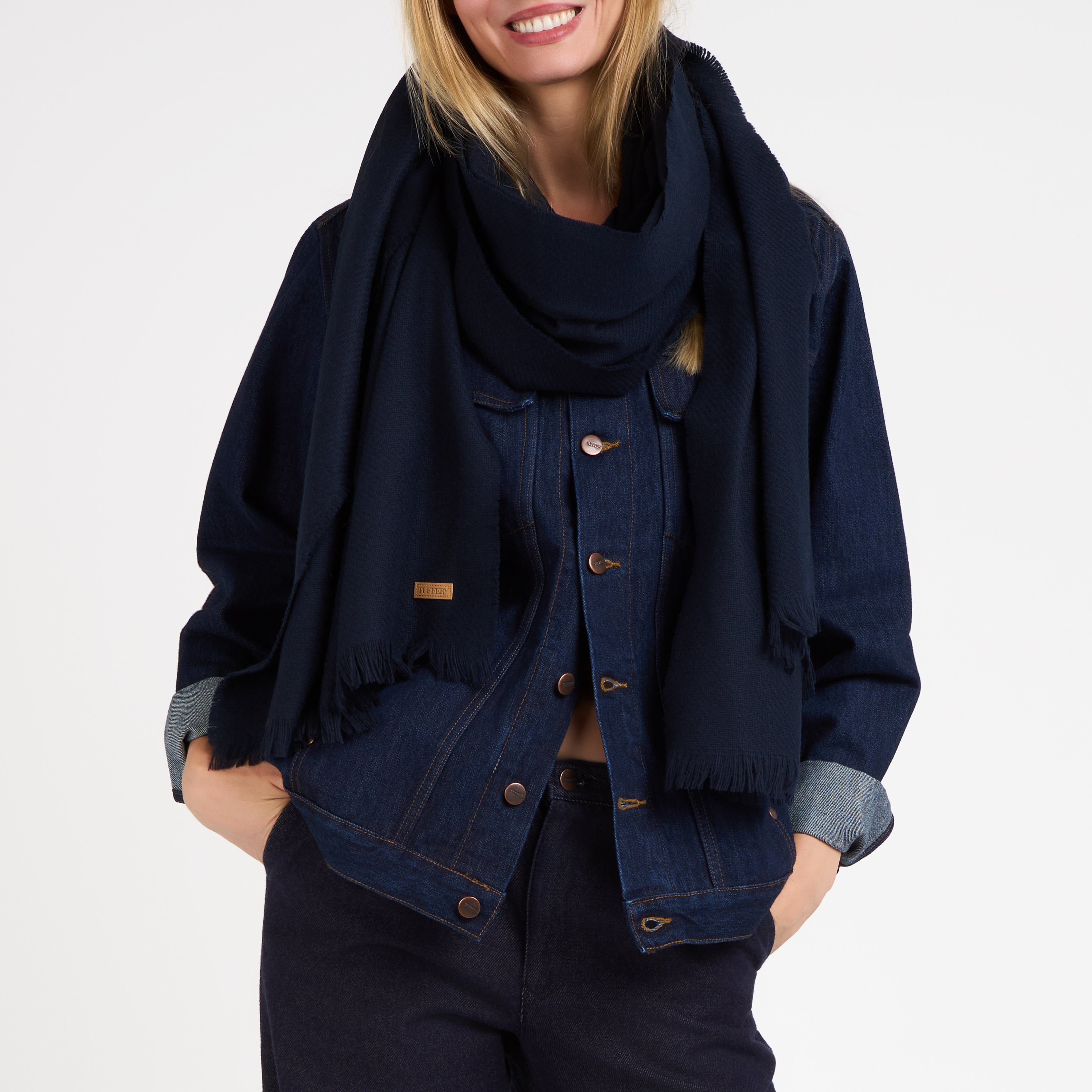 atelier-tuffery-charpe-en-laine-fran-aise-marine image 2