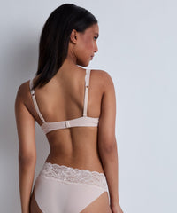 aubade-sweetessence-push-up-moul-bandeau-skin-nude image 5