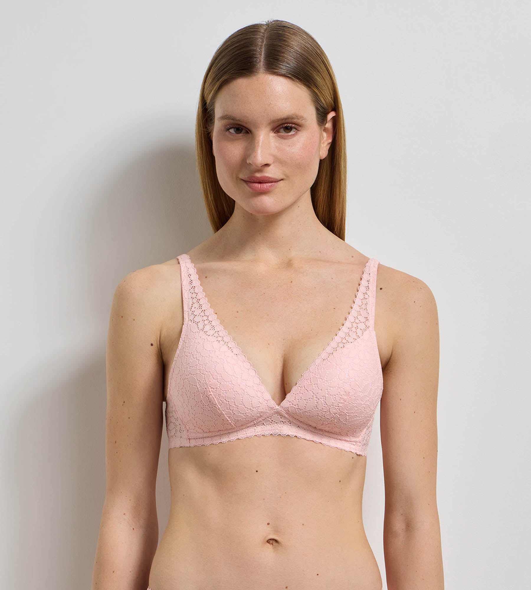 dim-soutien-gorge-triangle-padd-sans-armatures-daily-dentelle-rose-p-tale image 1