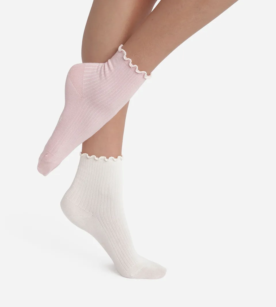 dim-modal-lot-de-2-paires-chaussettes-femme-volants-rose-ivoire image 1