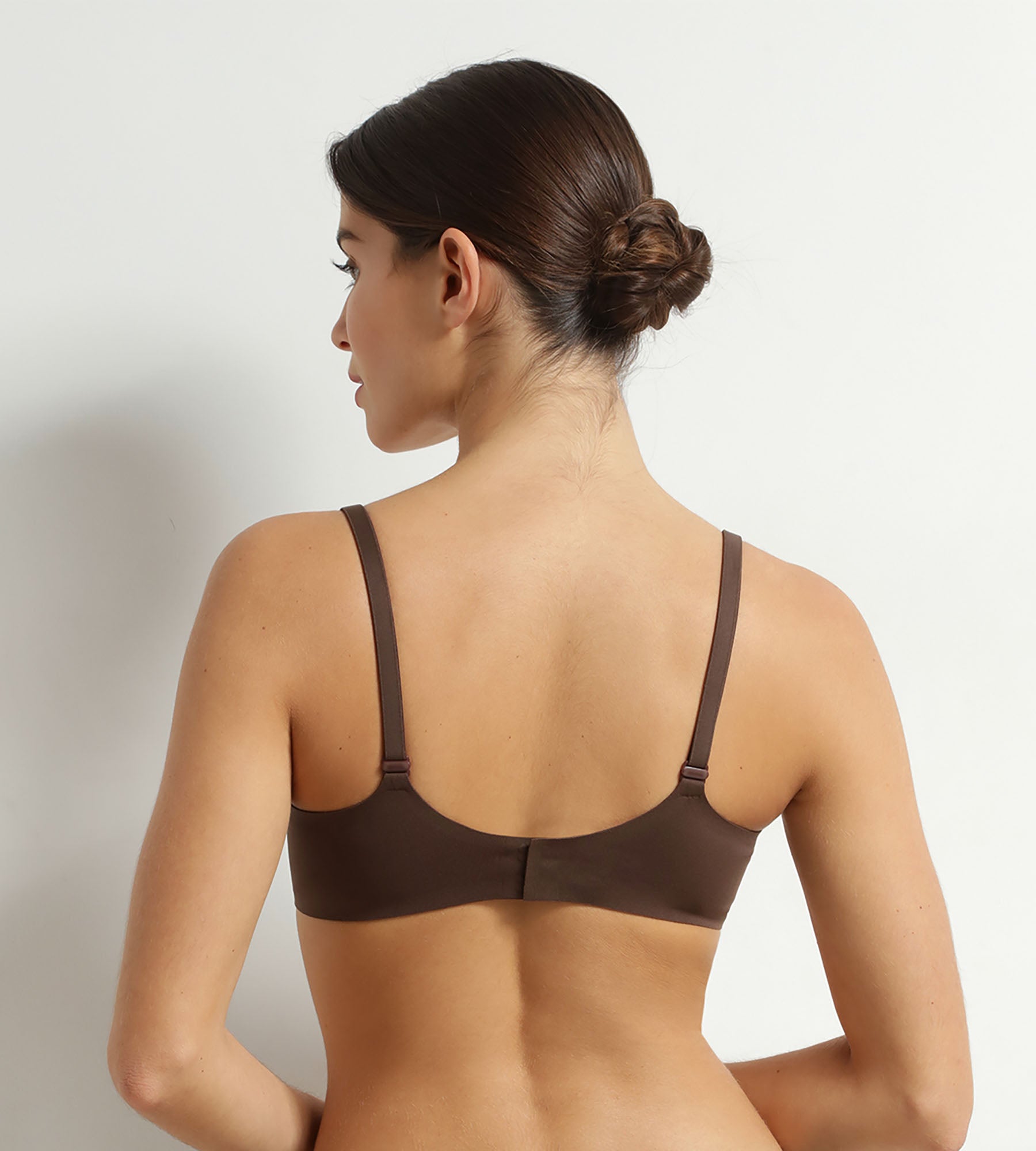 dim-invisible-soutien-gorge-armatures-microfibre-marron image 2