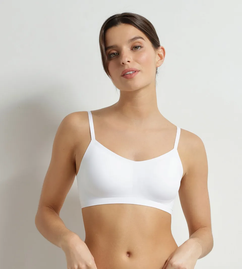 dim-invisible-brassi-re-microfibre-blanche-sans-armature image 1