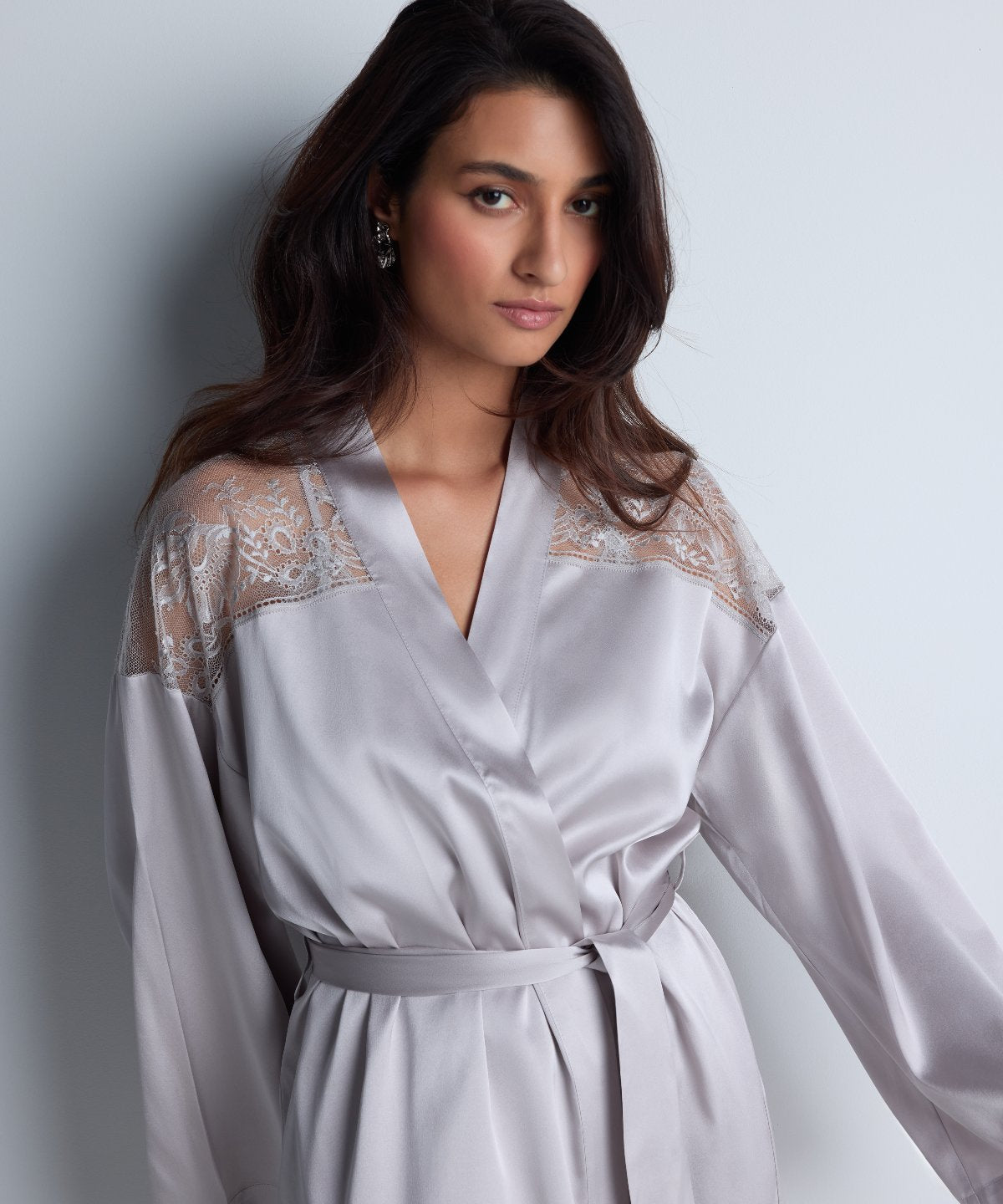 aubade-midnight-whisper-kimono-cosmos-silver-soie image 6