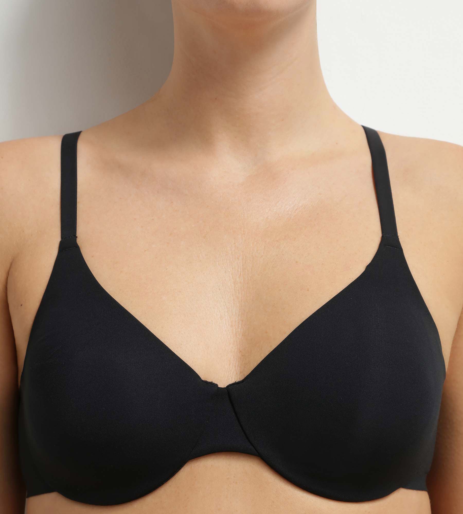 dim-invisible-soutien-gorge-armatures-en-microfibre-noir image 6
