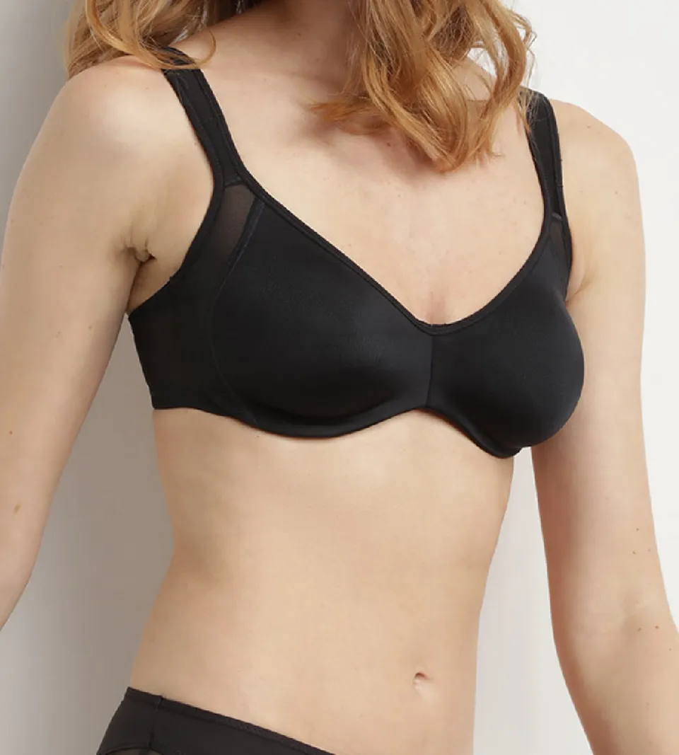 dim-generous-minimizer-soutien-gorge-minimiseur-armatures-noir image 1