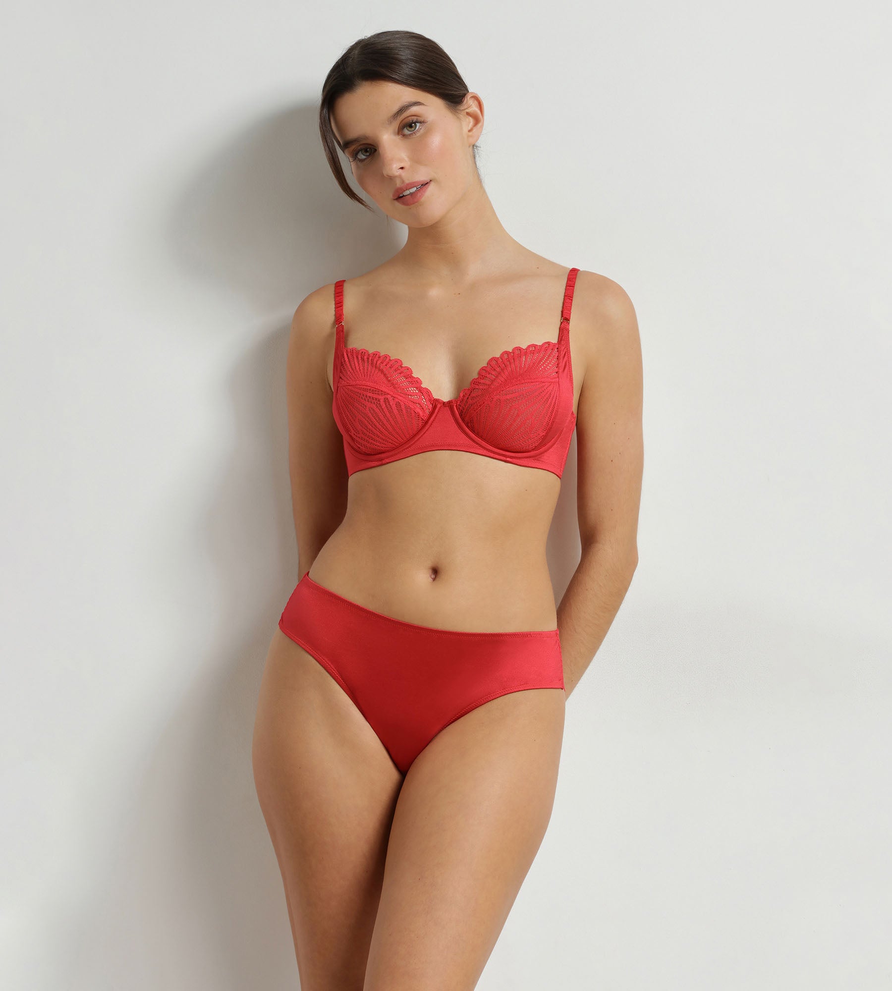dim-chocolove-soutien-gorge-full-cup-armatures-dentelle-rouge image 3