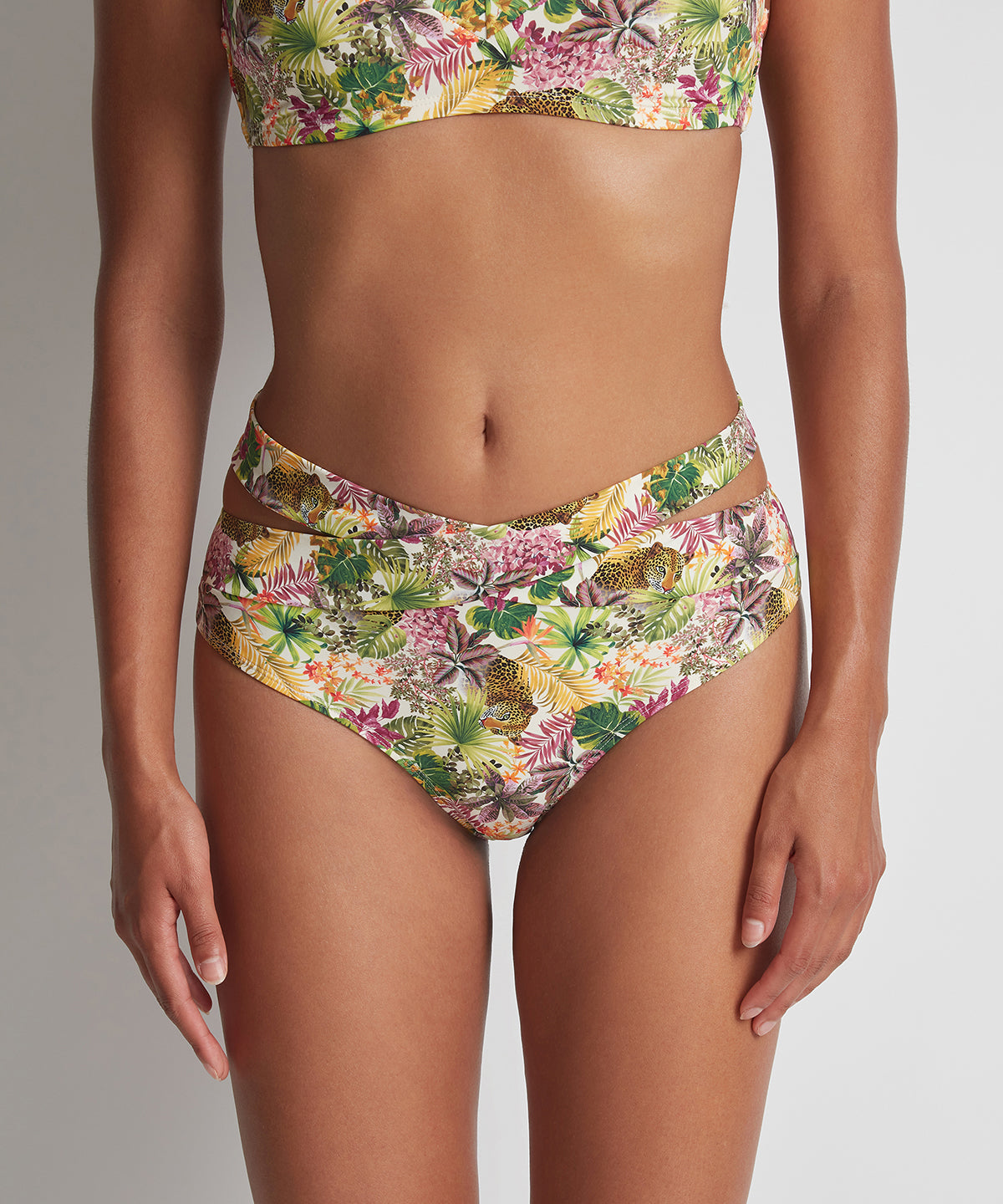 aubade-exotic-fever-bas-de-maillot-taille-haute-tropicale-light image 3