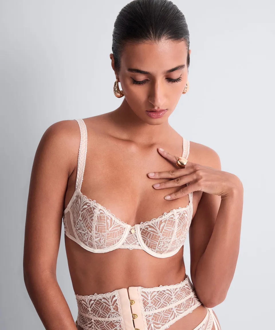 aubade-iconic-calypso-soutien-gorge-demi-bonnet-dune image 1