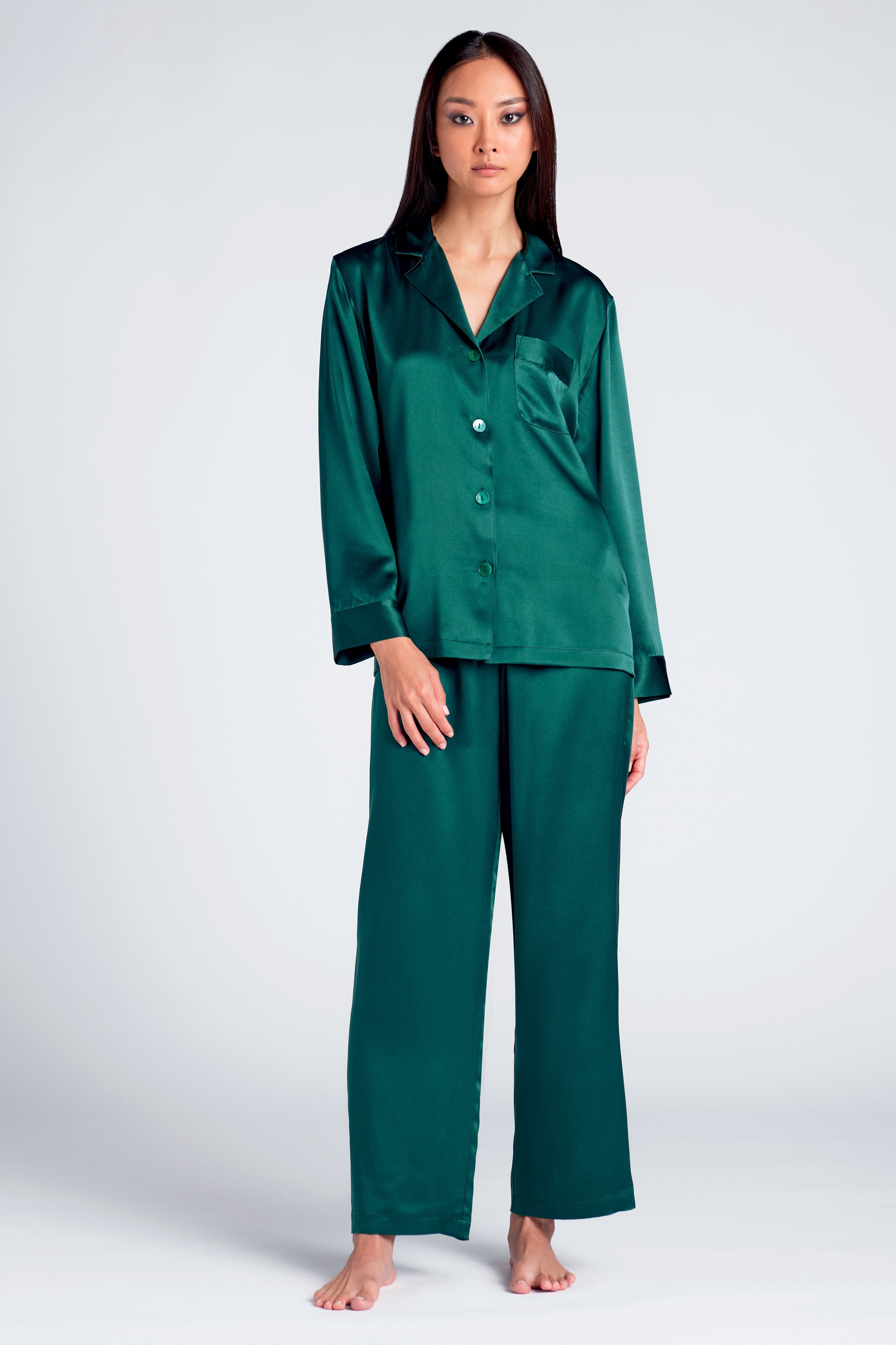 cadolle-eloise-pyjama-en-soie-vert-veston-taille-lastiqu-e image 1