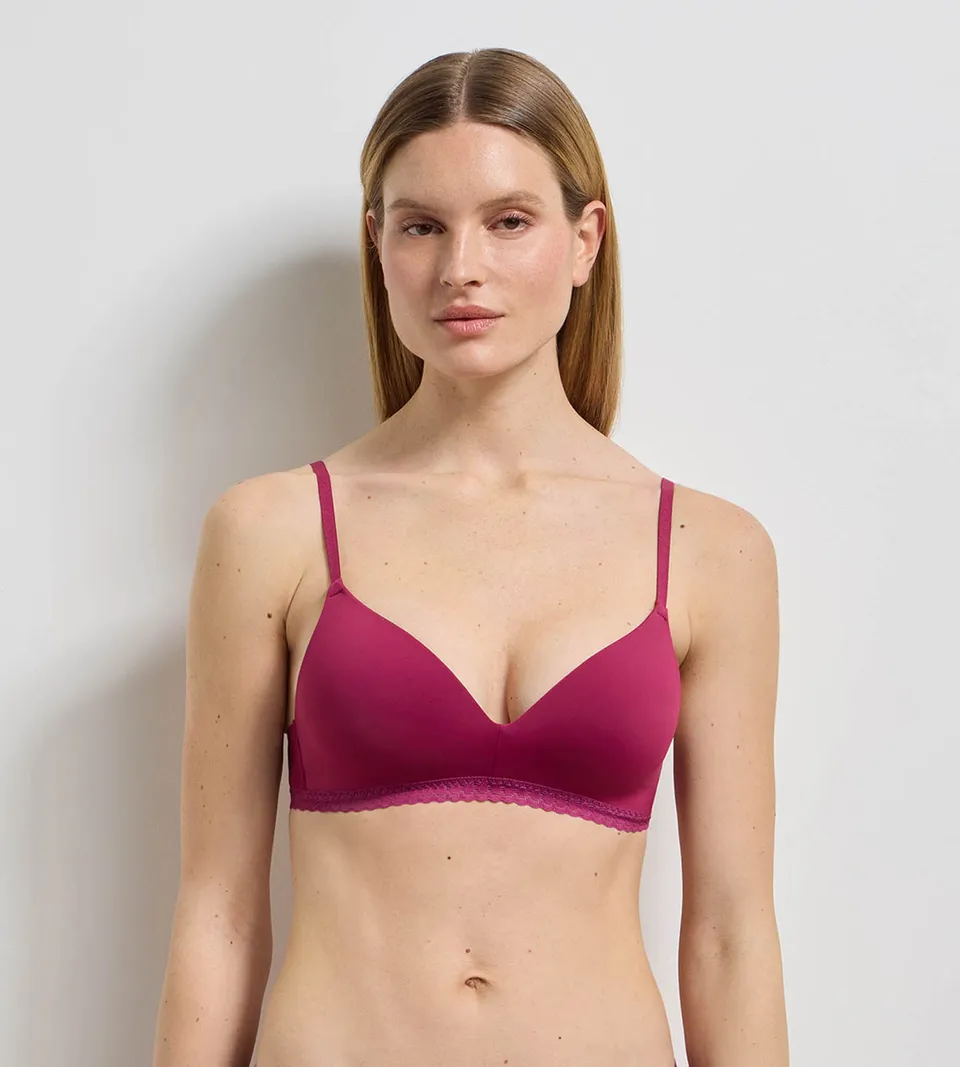 dim-soutien-gorge-triangle-sans-armatures-framboise-intense-daily-micro image 1