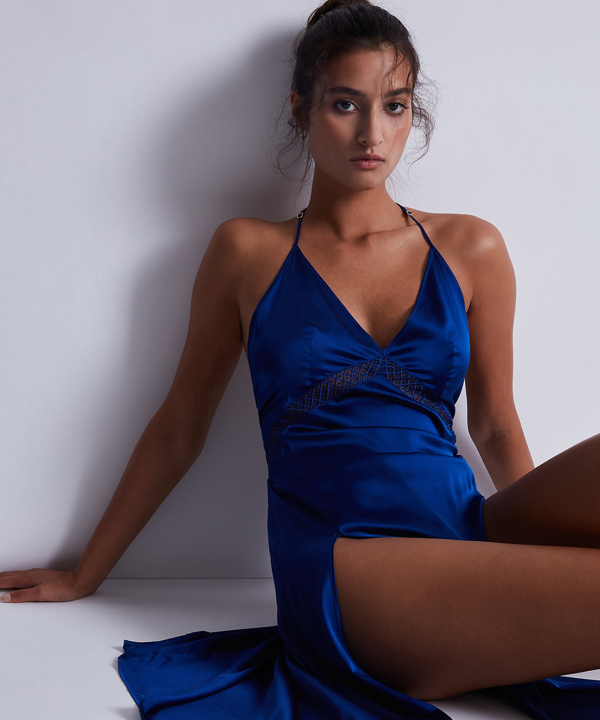 aubade-silk-desire-nuisette-longue-electric-blue image 5