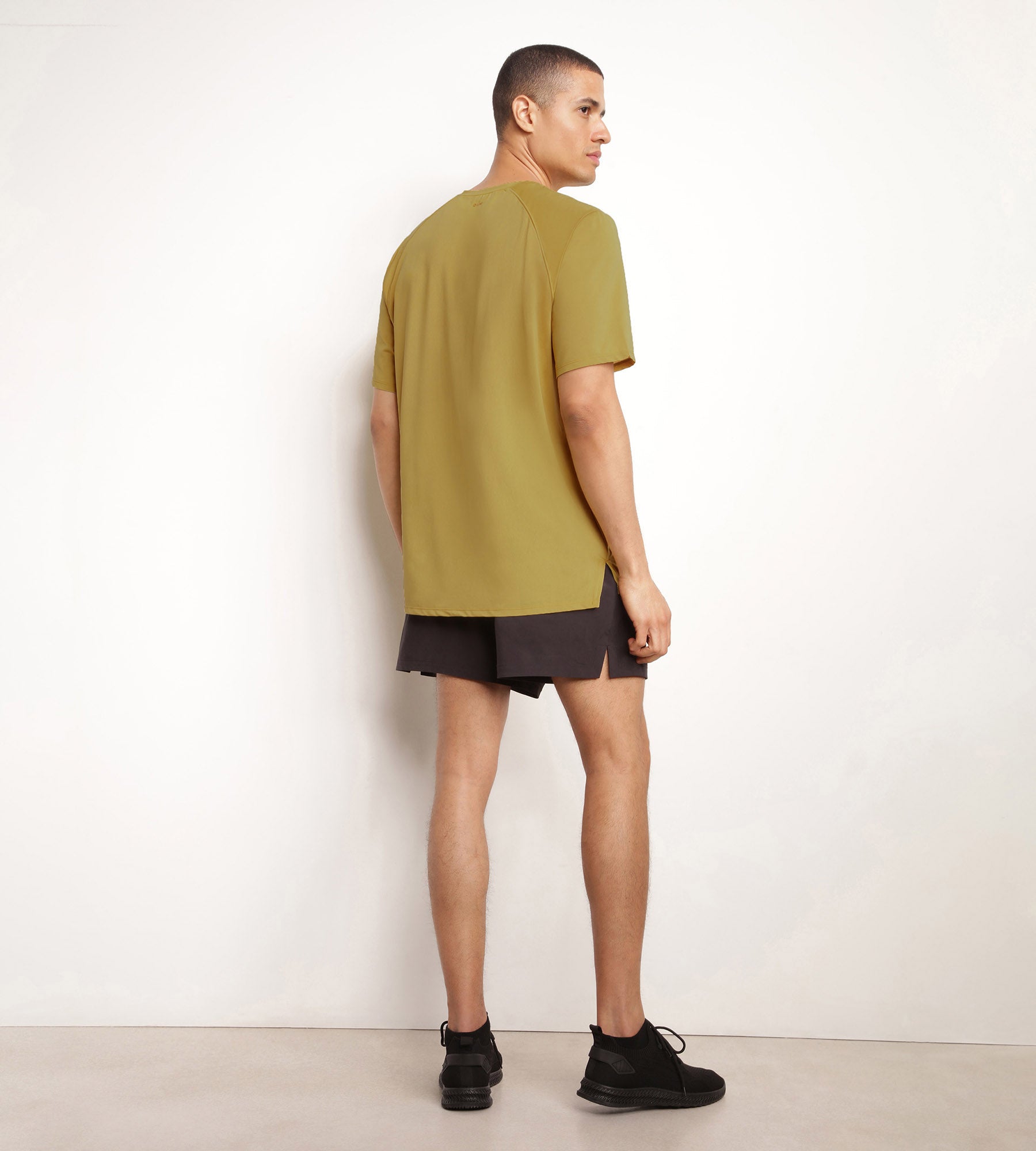 dim-move-short-de-sport-homme-mati-re-a-r-e-noir image 4