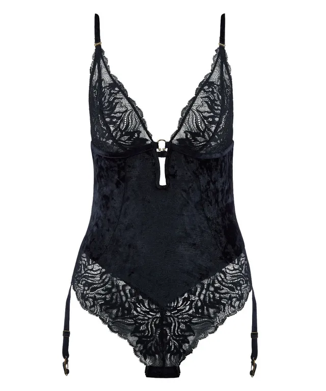 aubade-the-night-before-body-blackbird image 1
