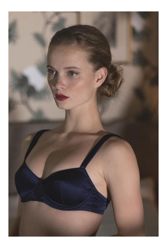 cadolle-lili-soutien-gorge-couture-satin-bleu-nuit image 4