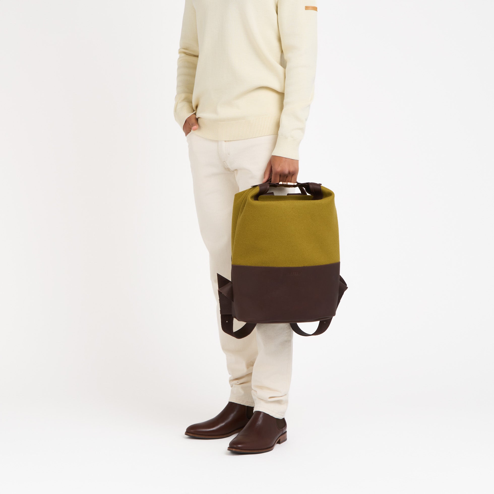 atelier-tuffery-sac-dos-cuir-laine-fran-aise-olive image 5