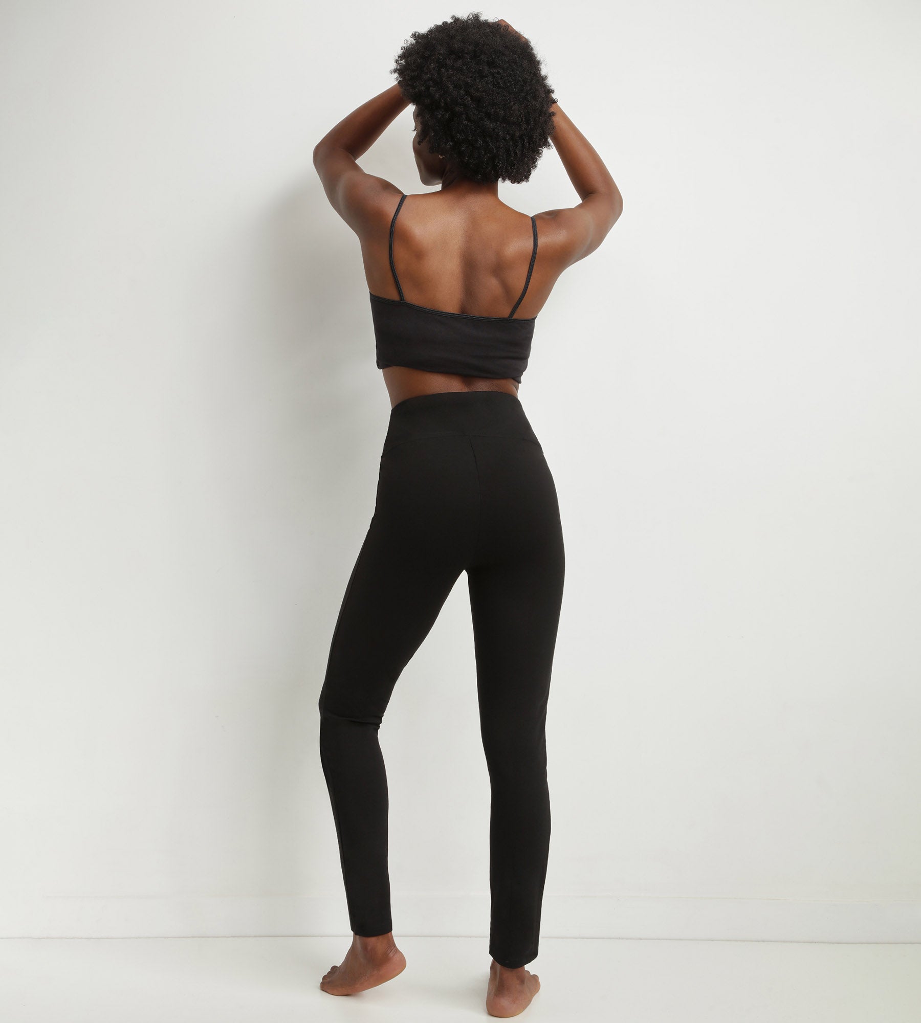 dim-relax-go-legging-femme-noir-effet-galbant image 4