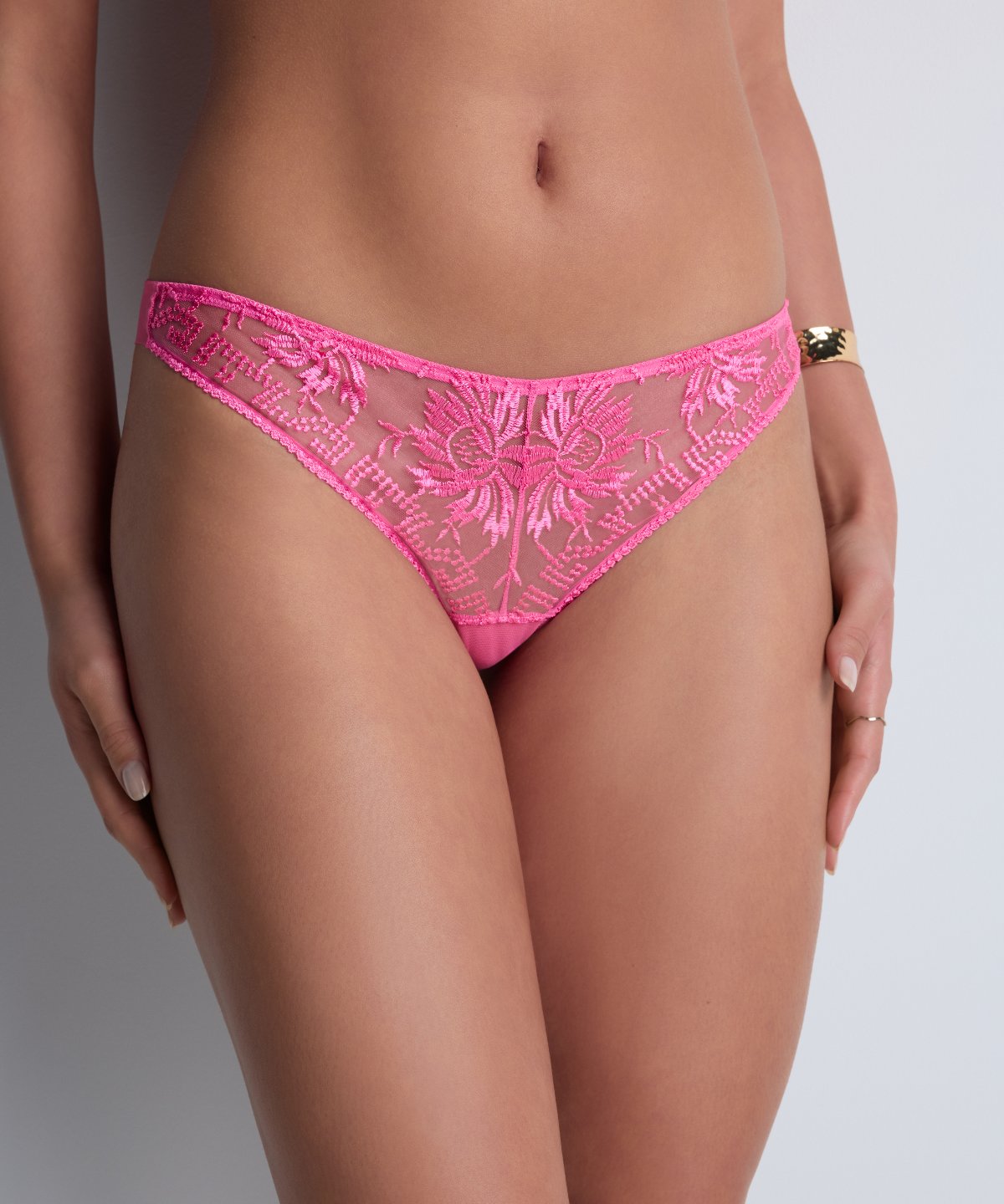 aubade-rules-of-attraction-tanga-exciting-pink image 2