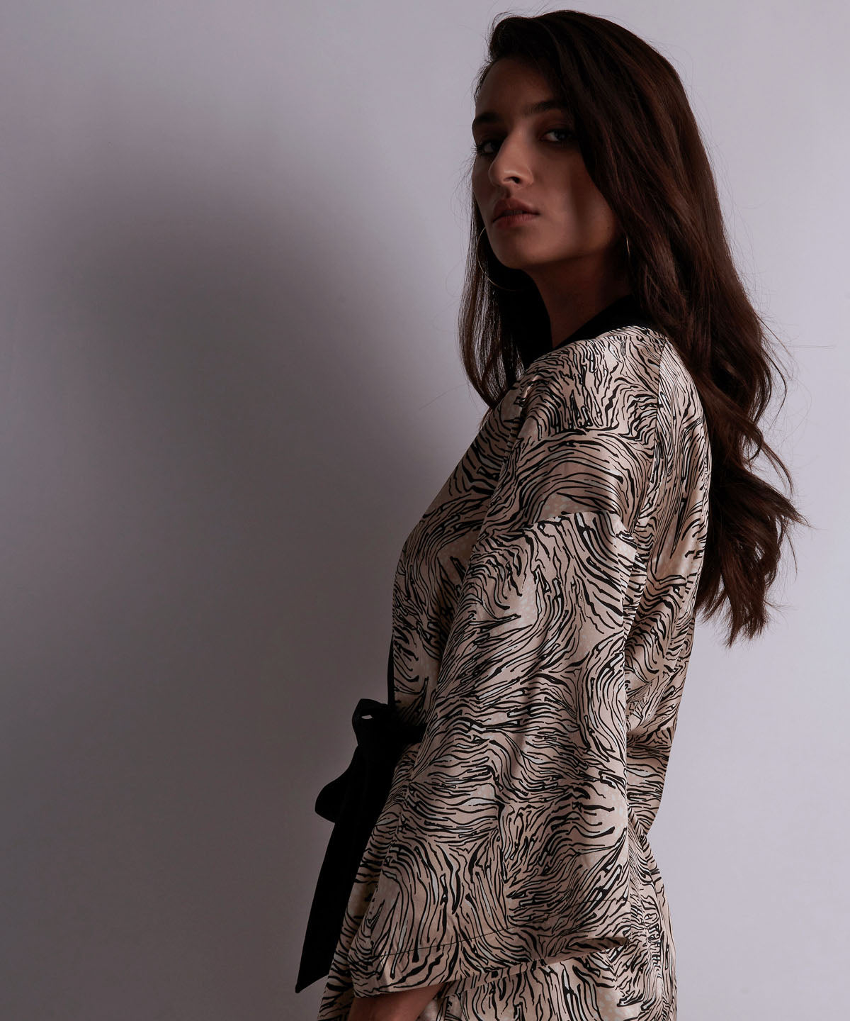 aubade-smocky-night-kimono-f-line-en-soie image 5