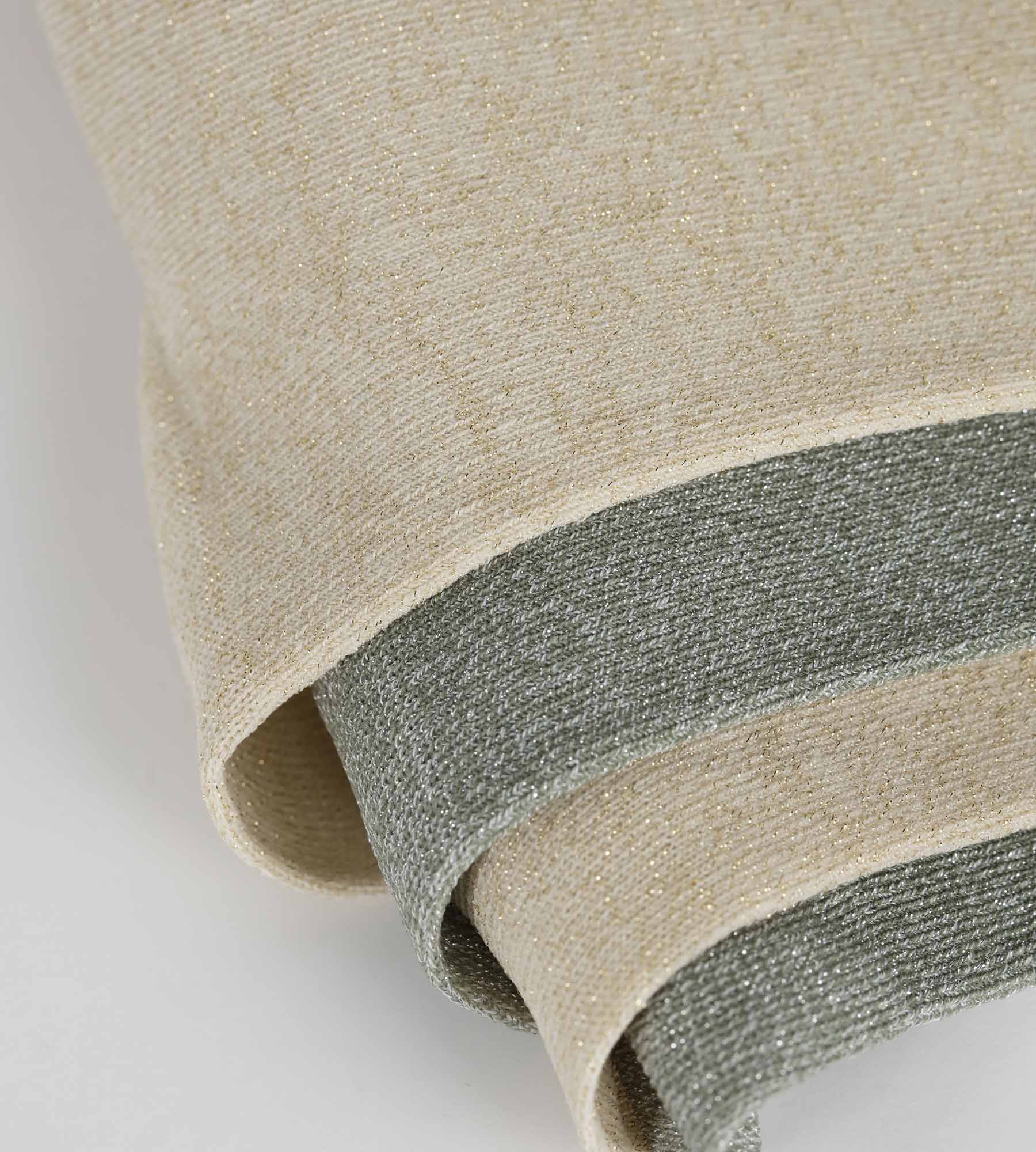 lot-de-2-paires-de-chaussettes-dim-mode-lurex-kaki-beige image 3