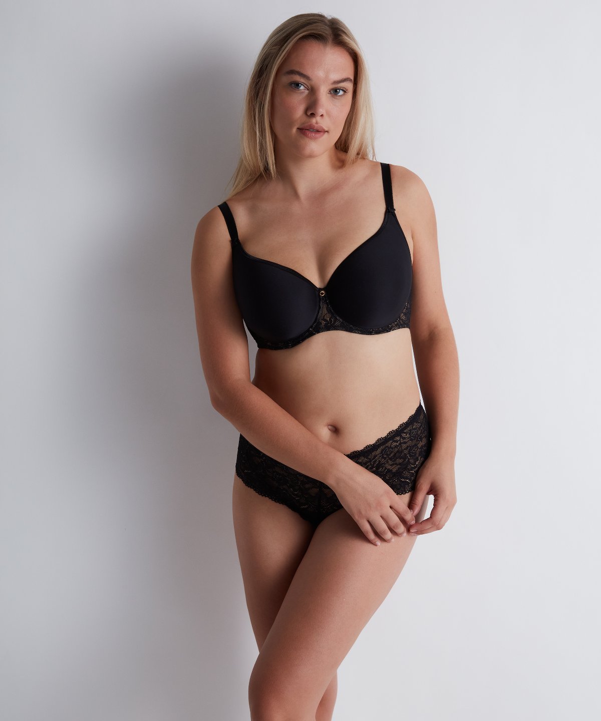 aubade-rosessence-soutien-gorge-t-shirt-noir-2 image 6
