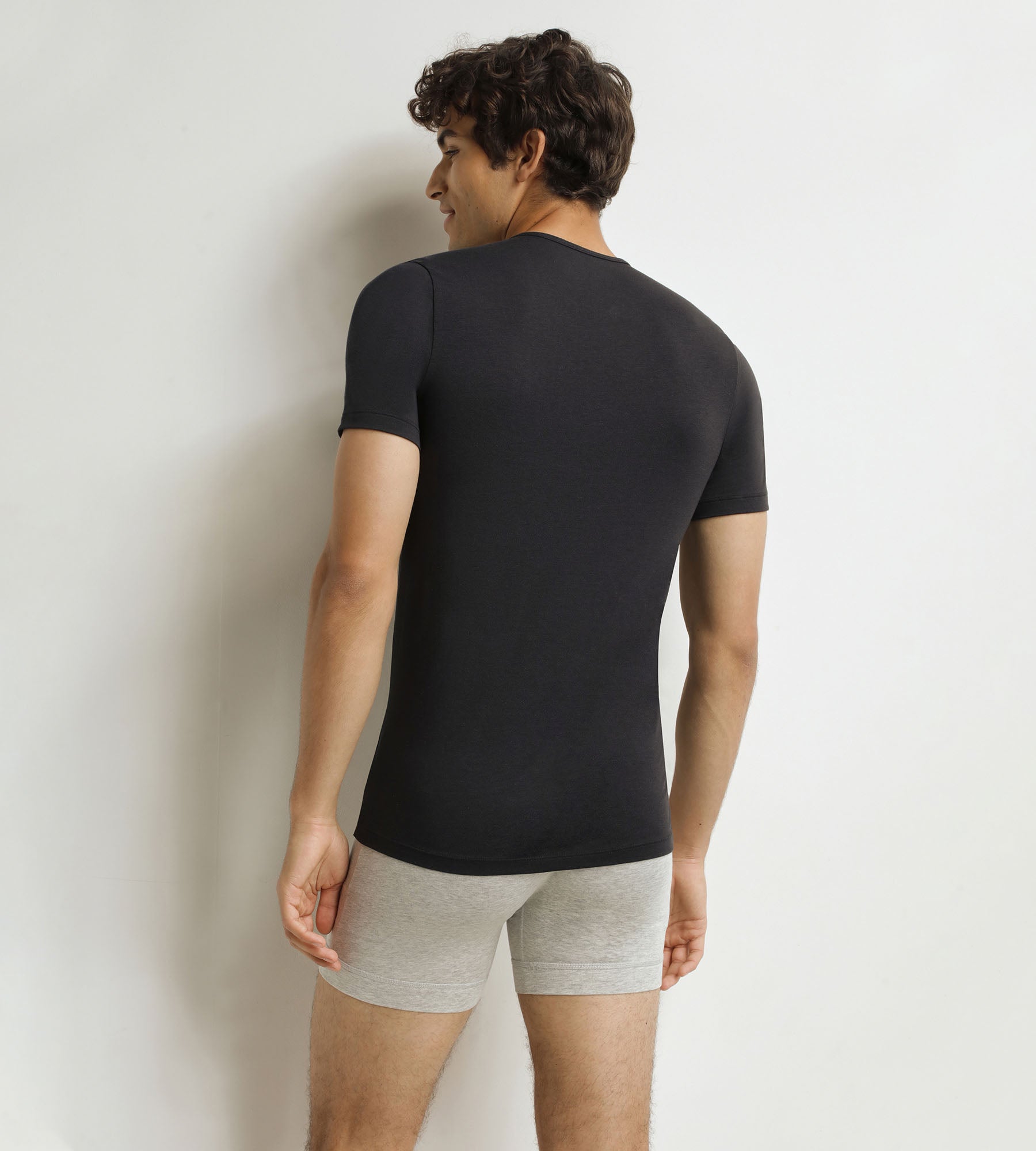 dim-thermal-t-shirt-homme-manches-courtes-noir image 2