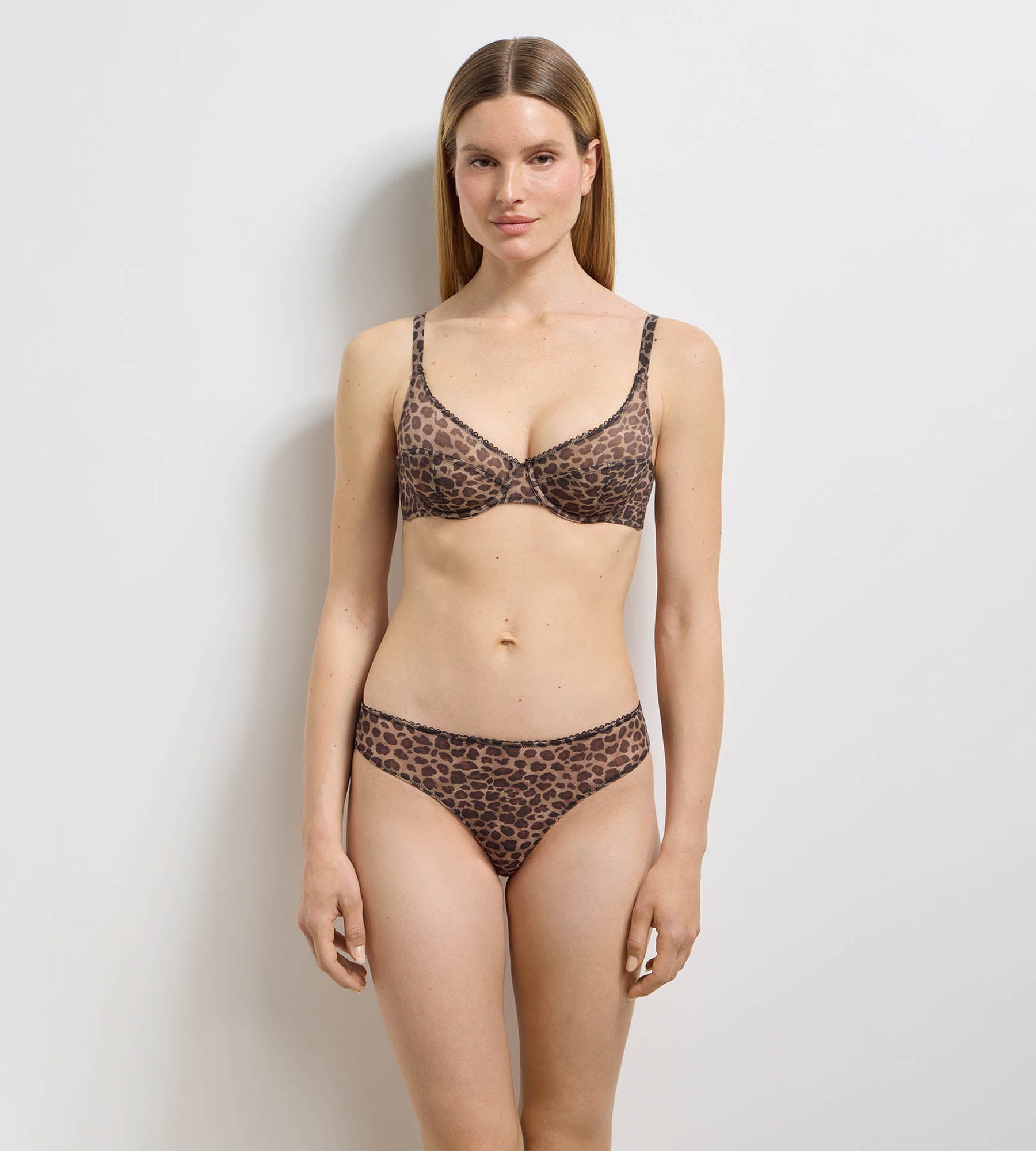 dim-feline-soutien-gorge-armatures-bonnet-3-parties-femme image 4