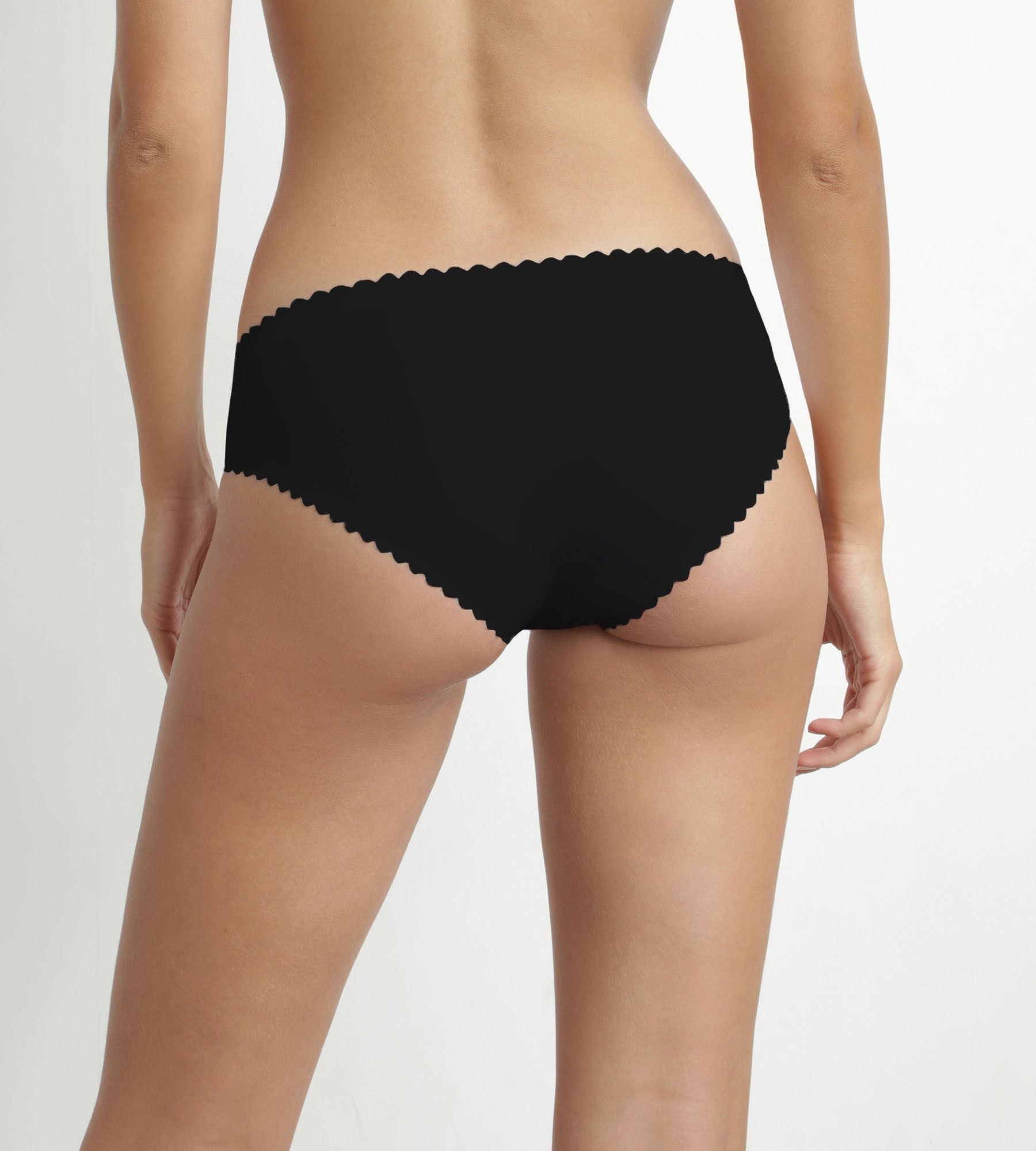 dim-body-touch-culotte-noire-femme-en-microfibre image 2