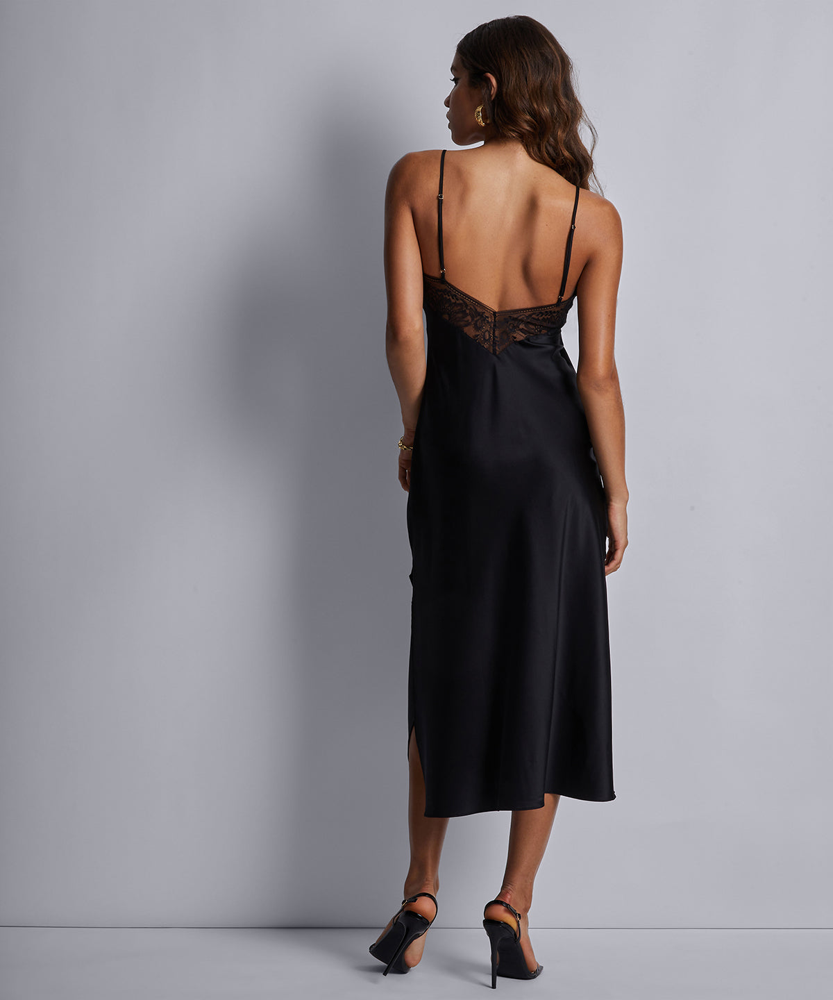 aubade-midnight-whisper-nuisette-longue-noir image 2