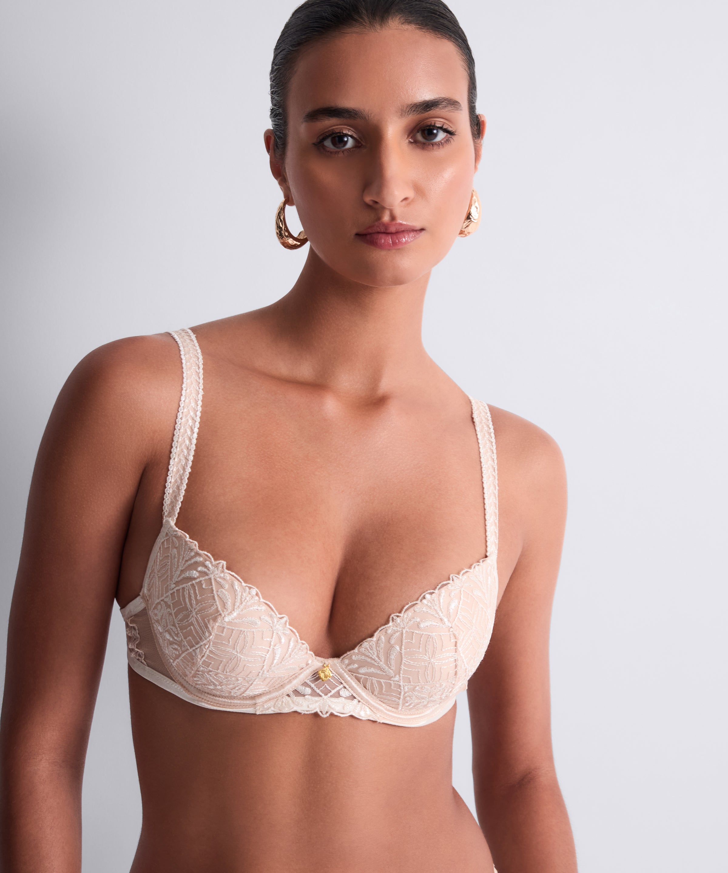 aubade-iconic-calypso-soutien-gorge-push-up-dune image 2