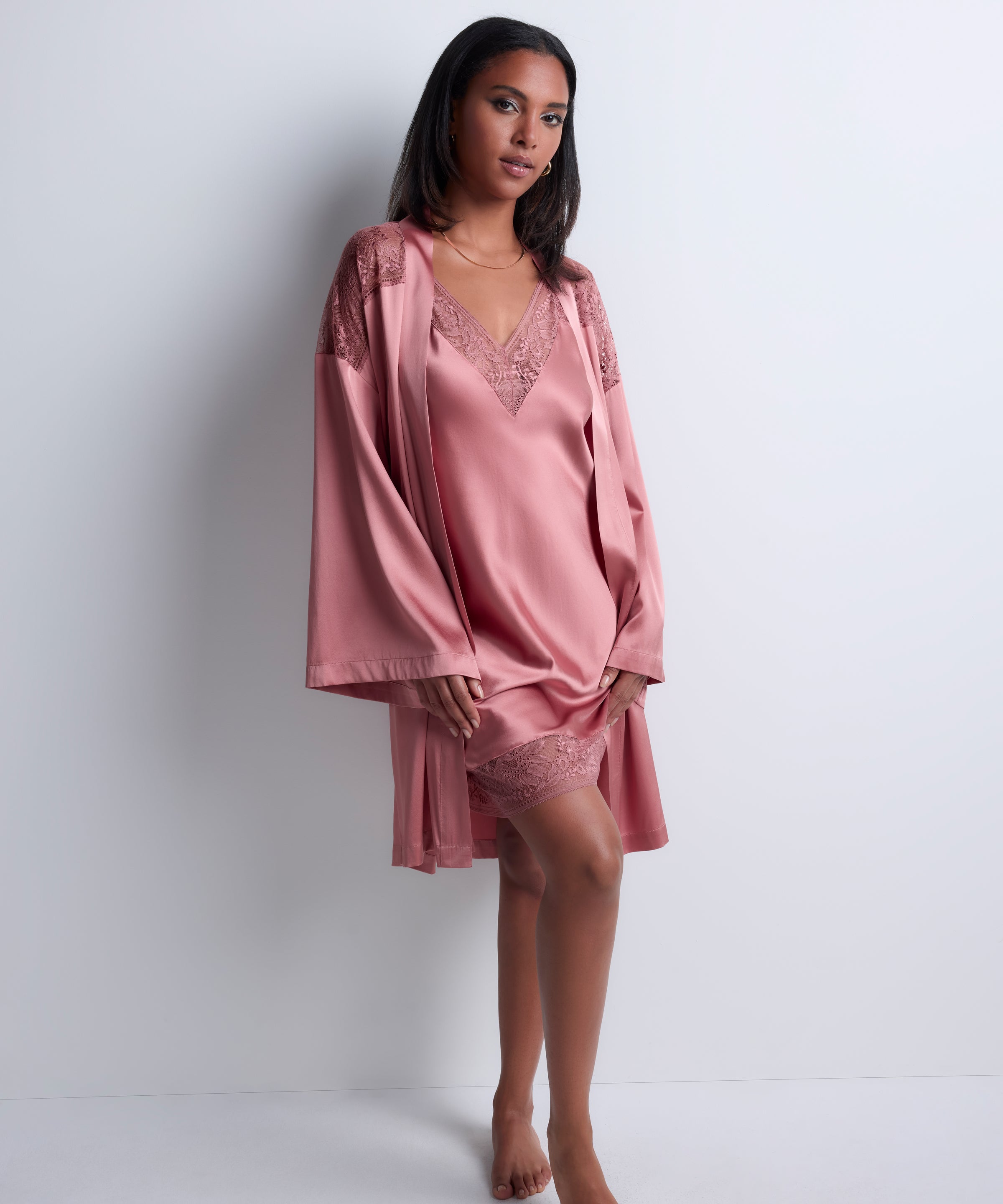 aubade-midnight-whisper-kimono-warm-pink-soie-dentelle image 3