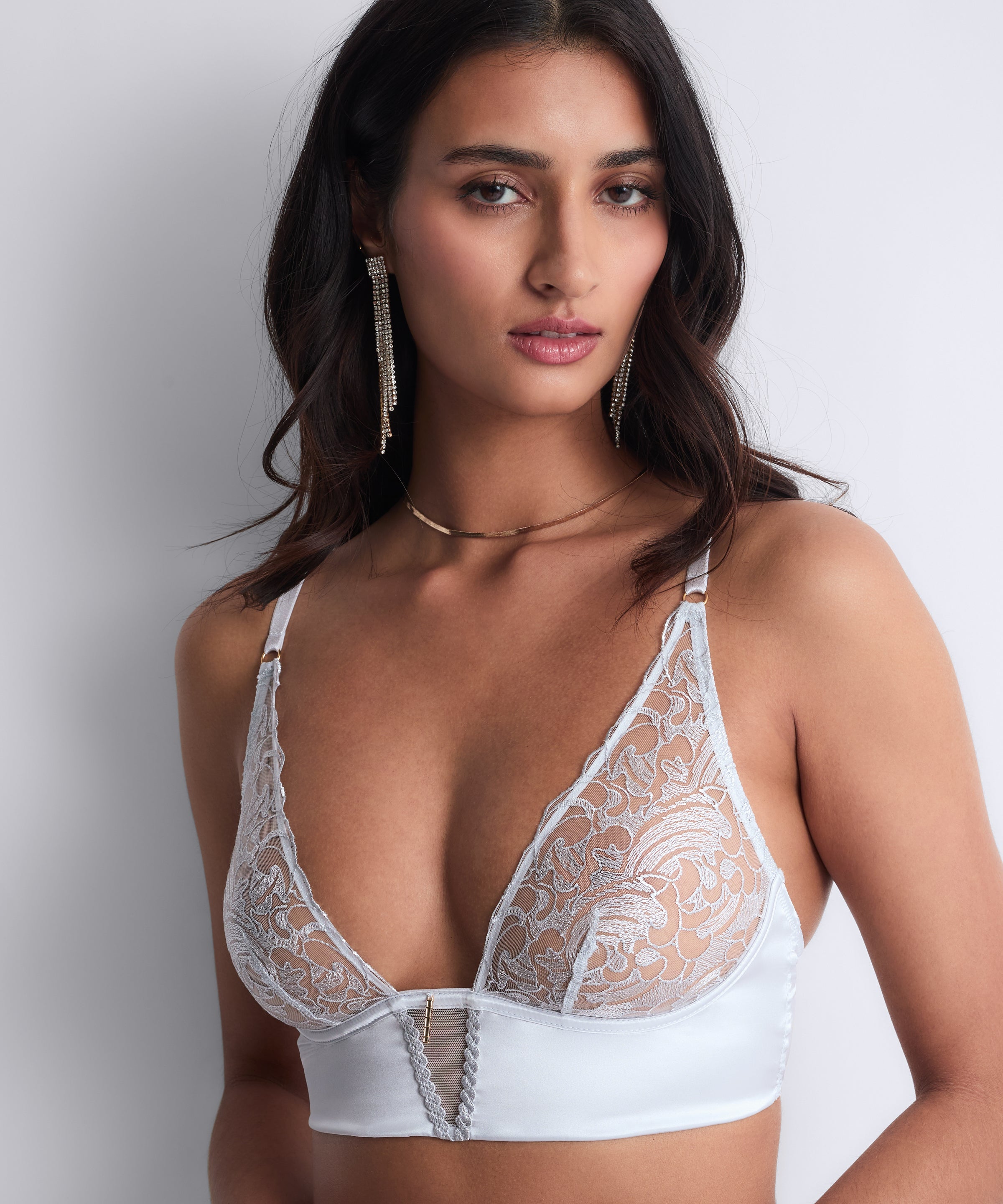 aubade-satin-memories-bralette-triangle-sans-armatures-artic-blue image 2