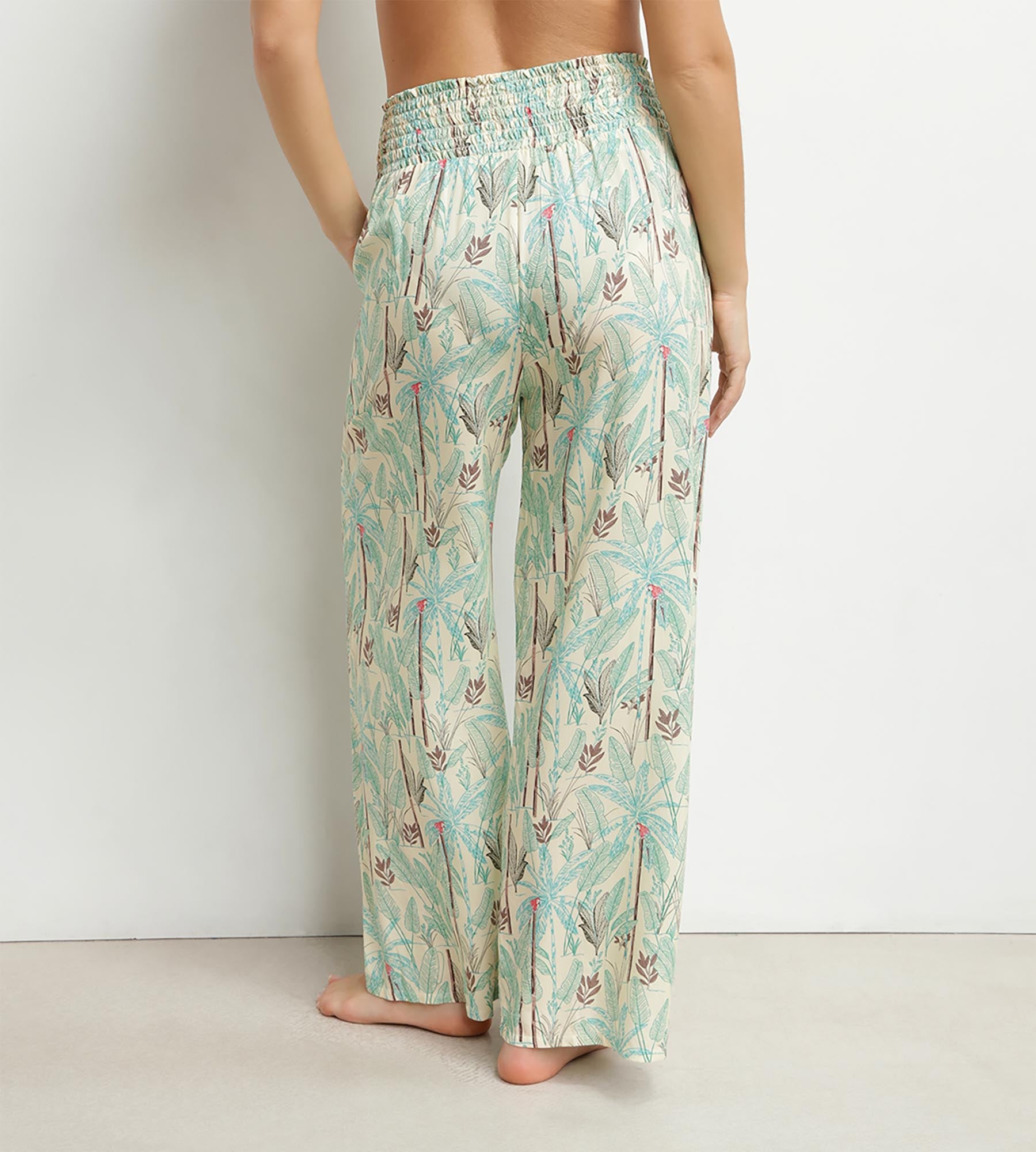 dim-pantalon-de-plage-femme-large-motif-palmiers image 2