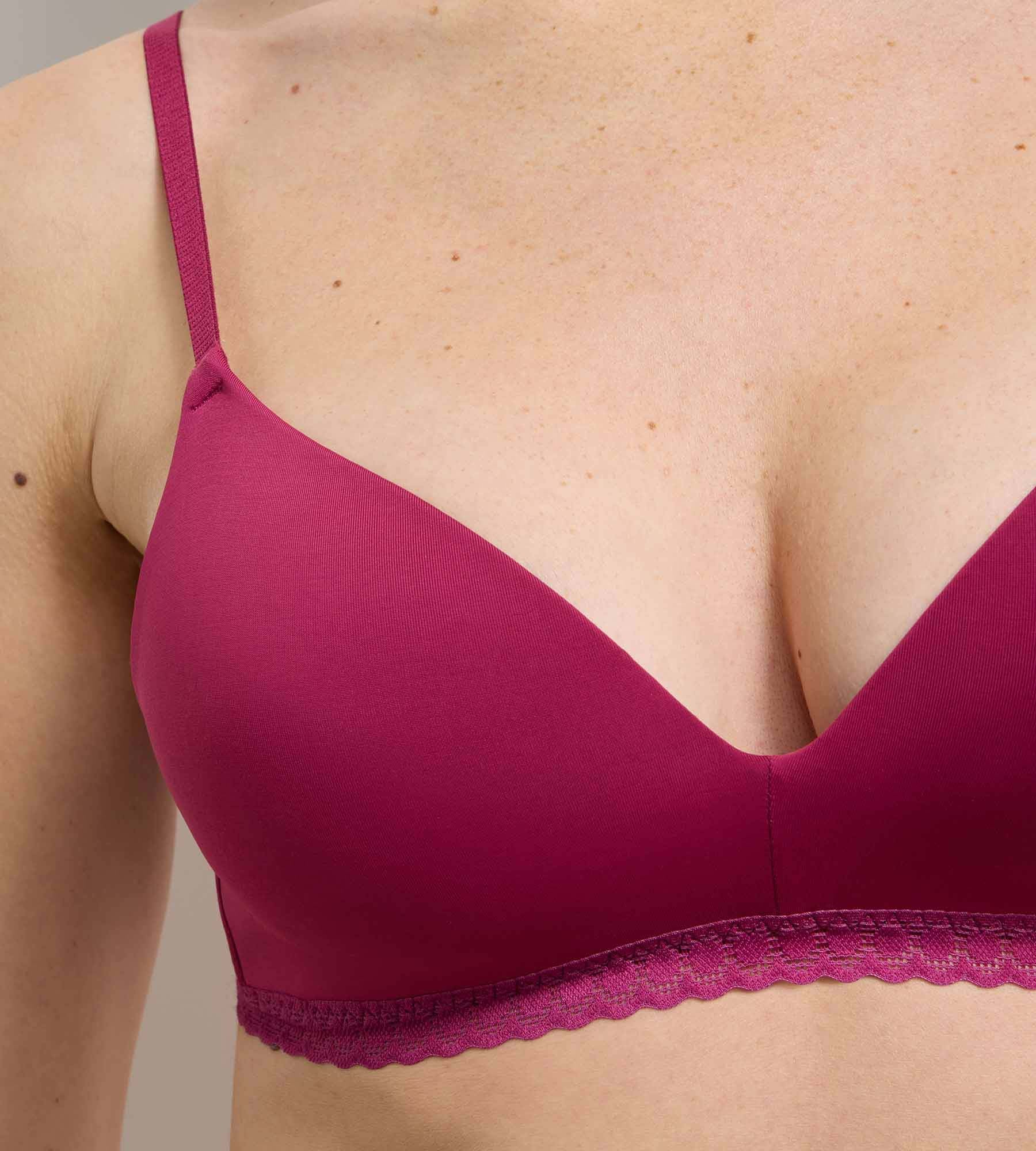 dim-soutien-gorge-triangle-sans-armatures-framboise-intense-daily-micro image 6