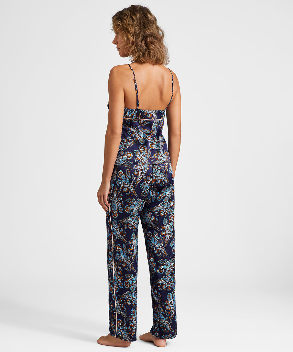 aubade-silk-by-night-top-fines-bretelles-blue-cachemire image 4