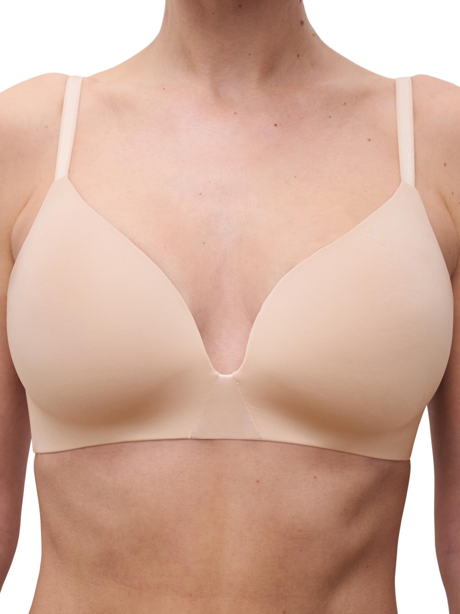 chantelle-c-essential-soutien-gorge-femme-triangle-sans-armatures-coques-t-shirt image 3