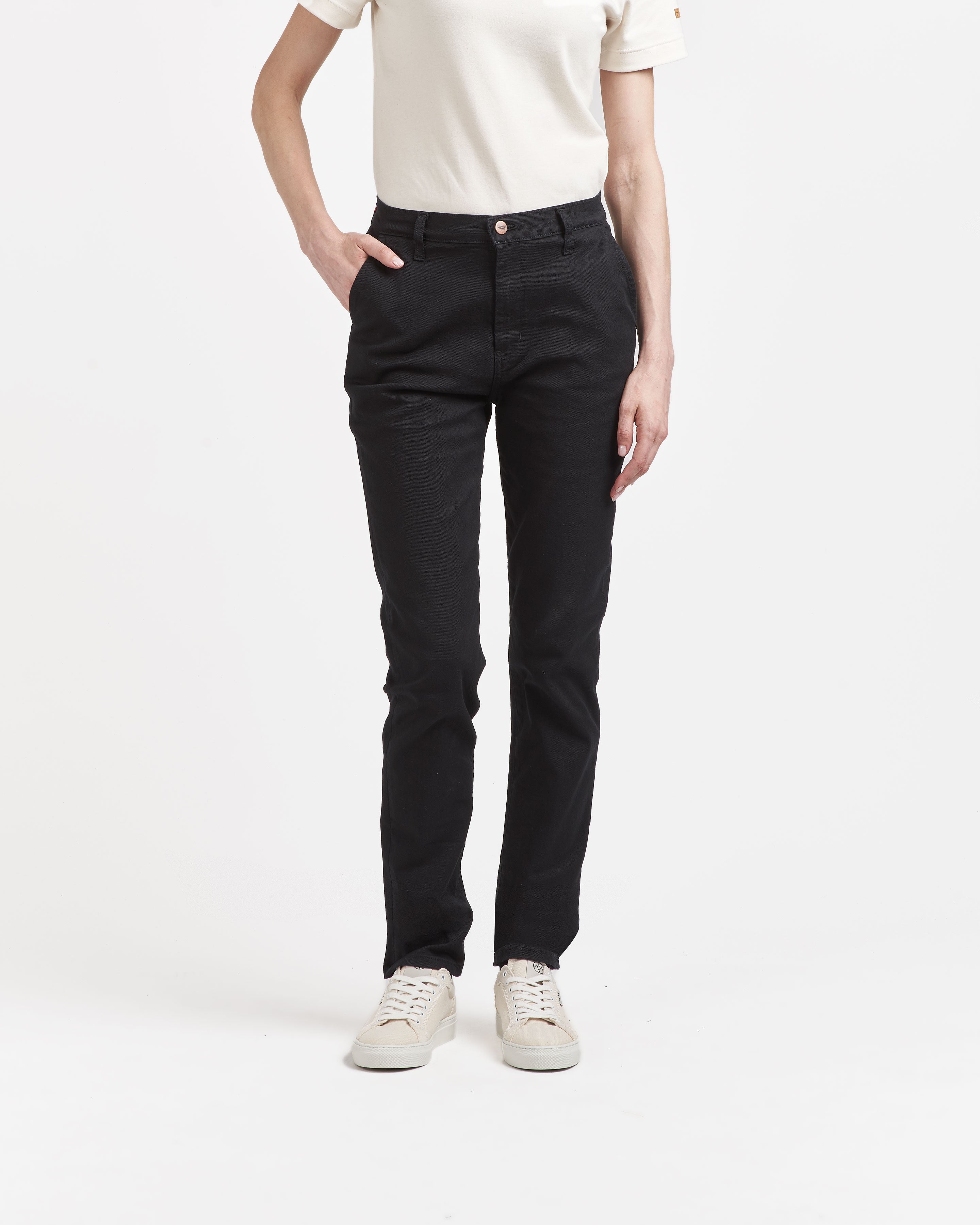 atelier-tuffery-l-onie-chino-femme-taille-haute-noir image 2