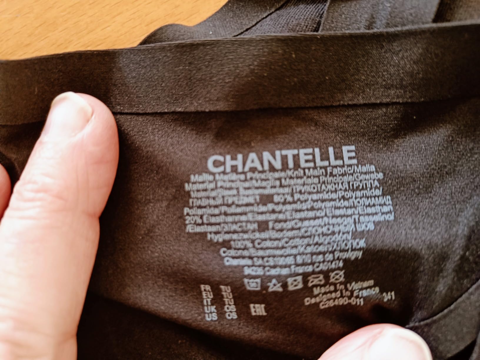 Confortables mais fragiles aux ongles