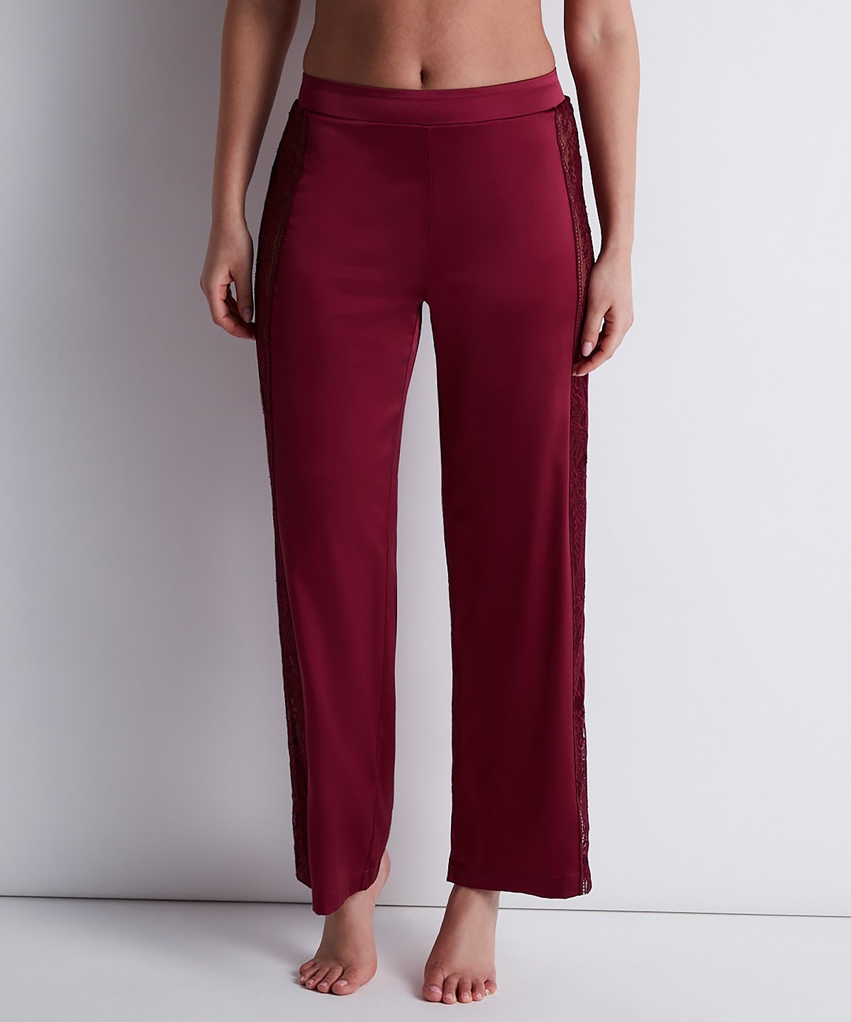 aubade-midnight-whisper-pantalon-crimson-red-soie image 3