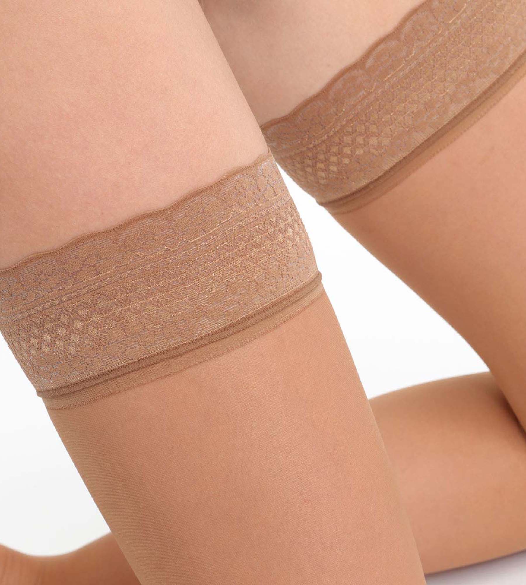 dim-up-beauty-resist-transparent-20d-collant-cannelle image 3