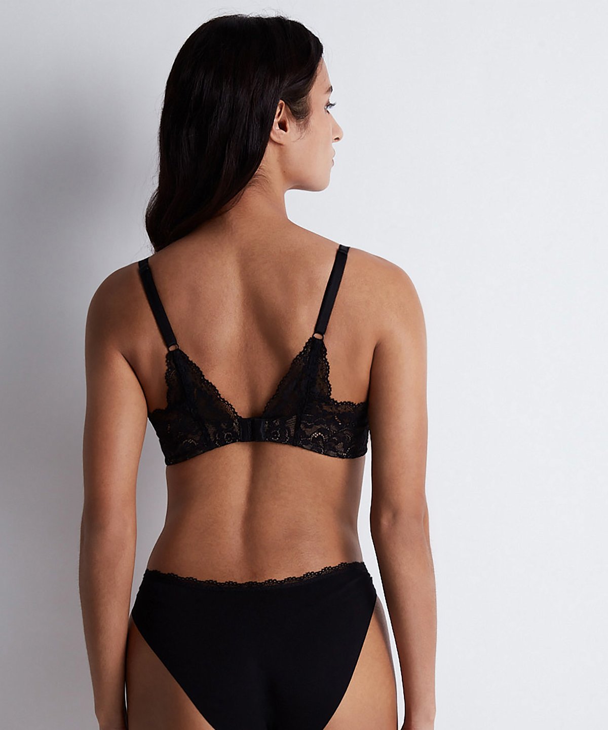 aubade-rosessence-soutien-gorge-t-shirt-noir-2 image 5