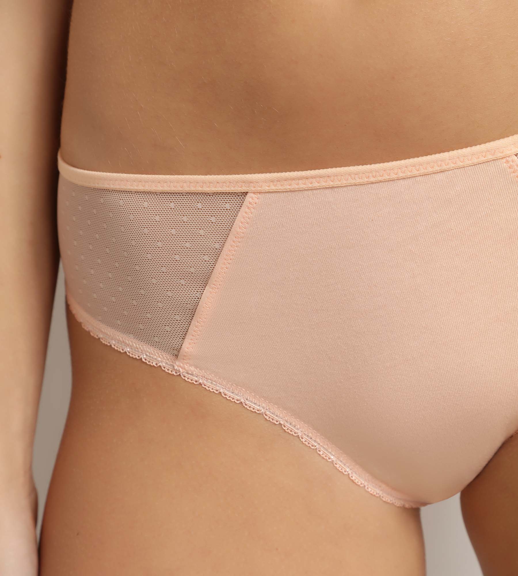 dim-generous-culotte-coton-bio-abricot-clair-plumetis image 6