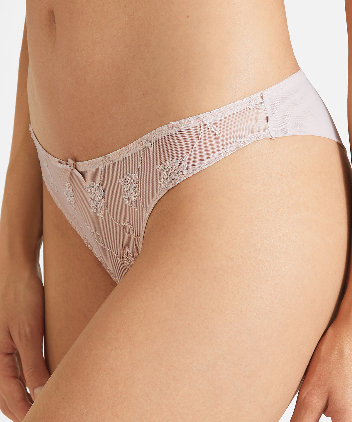 aubade-softessence-tanga-nude-skin image 5