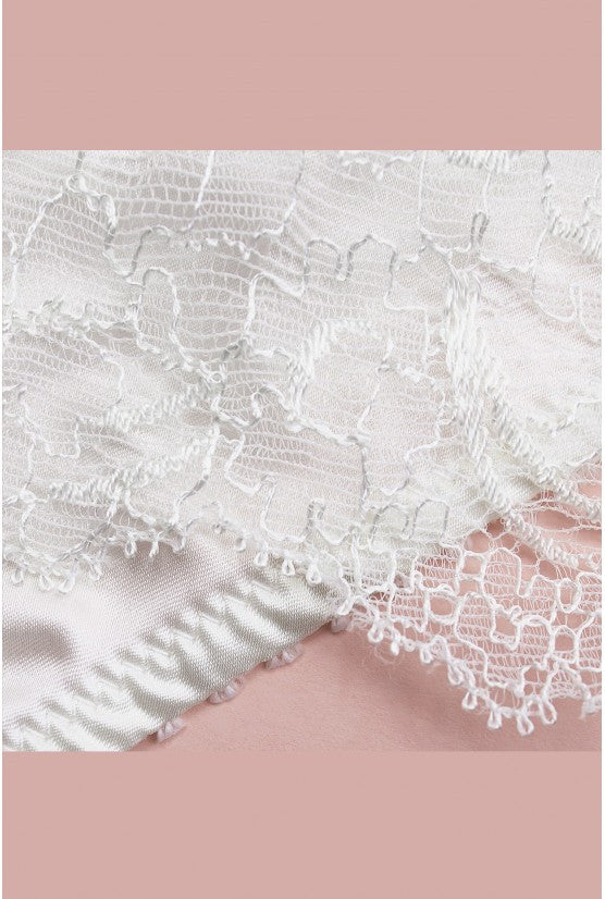 cadolle-cyrielle-string-dentelle-ivoire-doubl-satin image 3