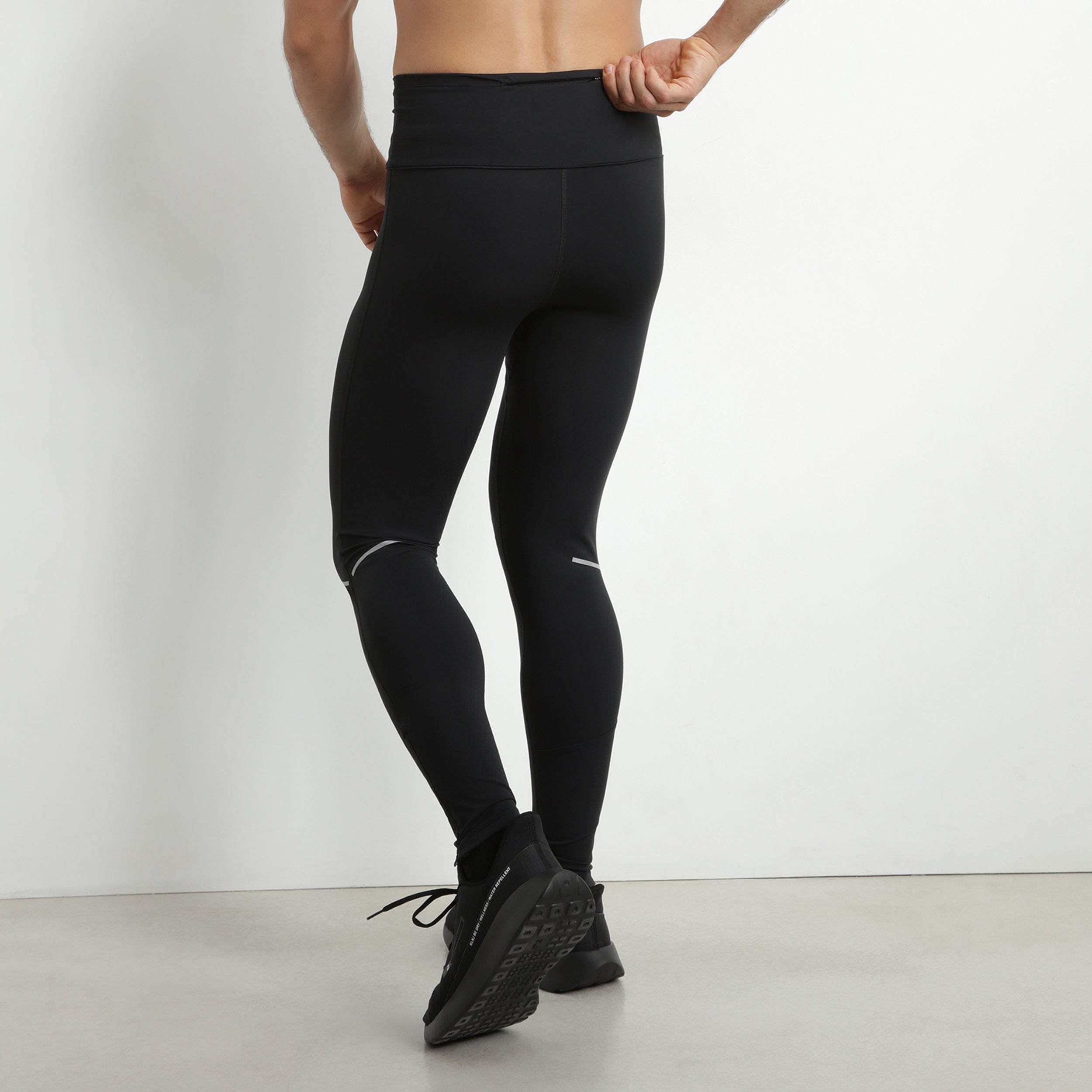dim-move-legging-sport-homme-microfibre-noir-ajustable image 2