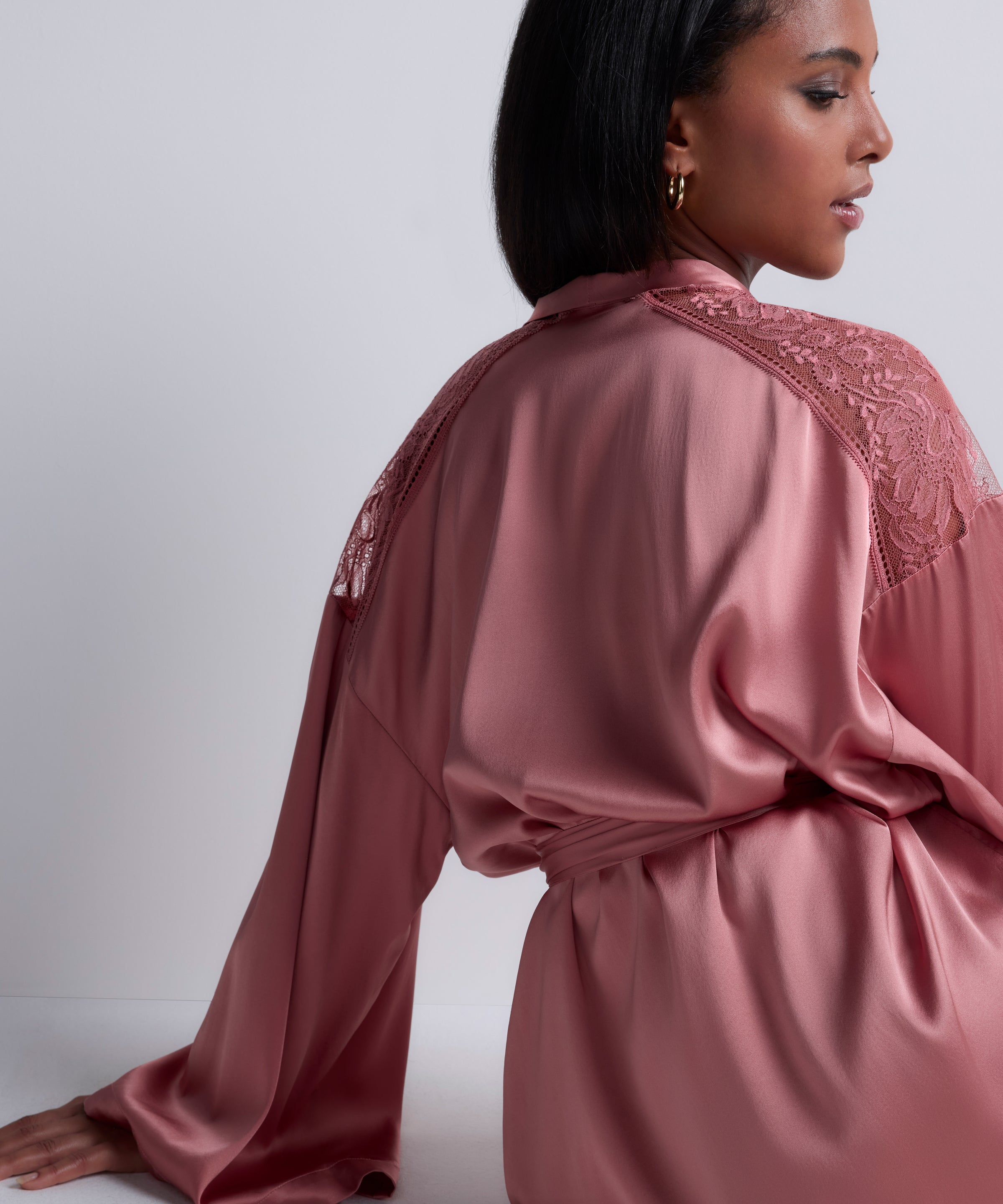 aubade-midnight-whisper-kimono-warm-pink-soie-dentelle image 5
