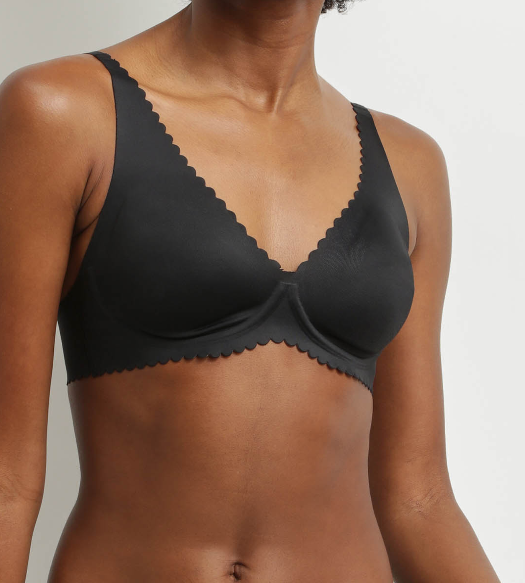 dim-body-touch-soutien-gorge-foulard-armatures-microfibre-noir image 1