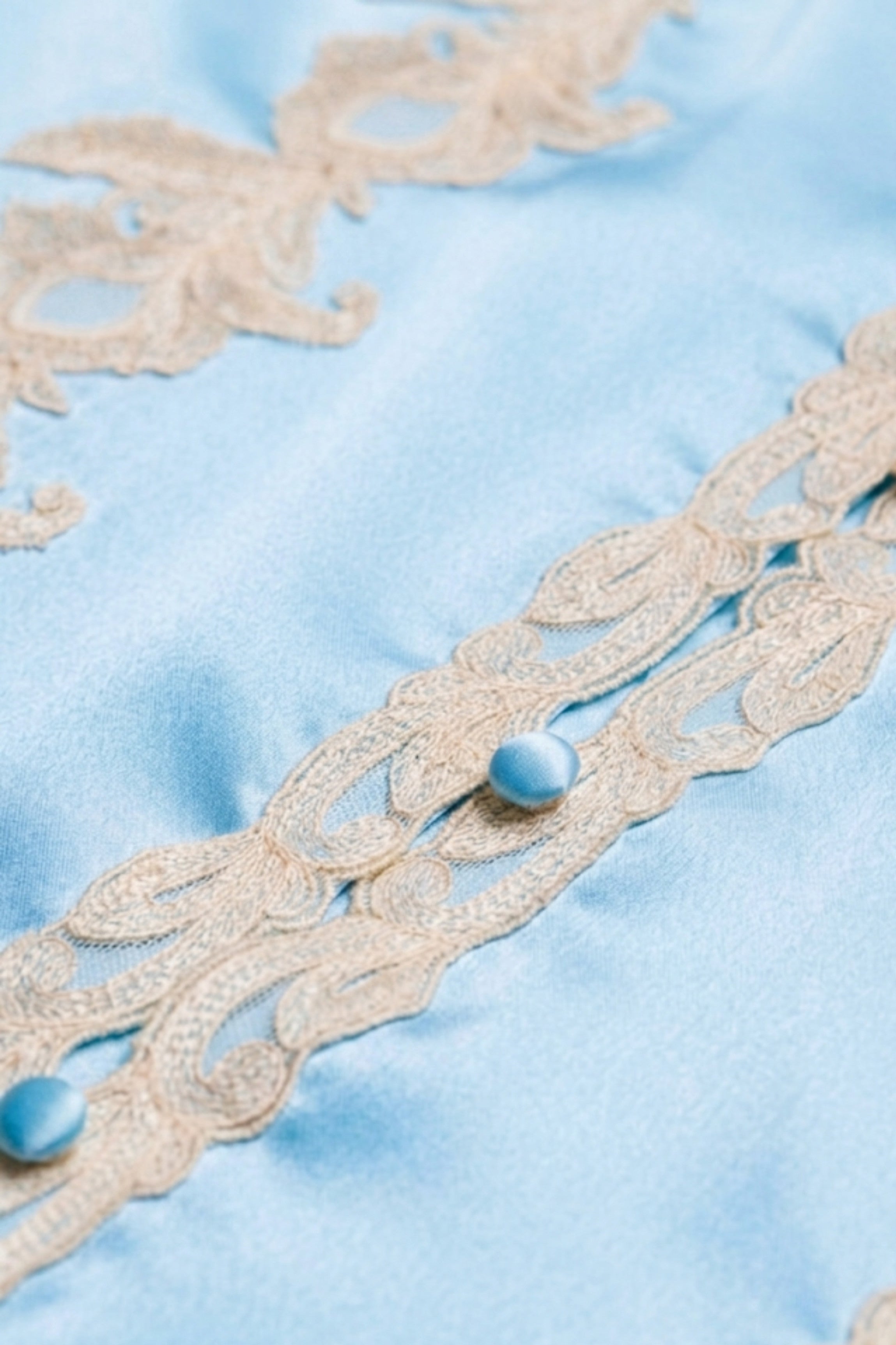 cadolle-pyjama-soie-bleue image 4