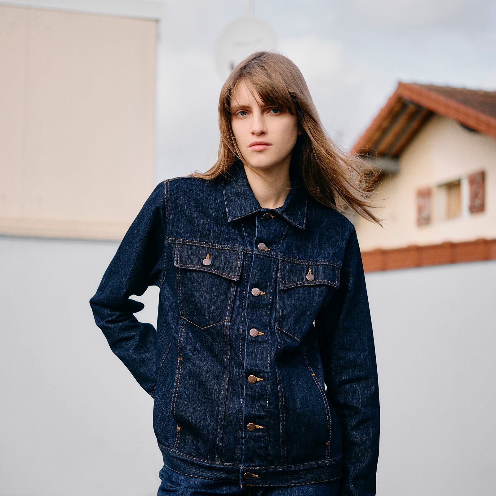 atelier-tuffery-le-tuff-s-blouson-femme-en-jean-brut image 2